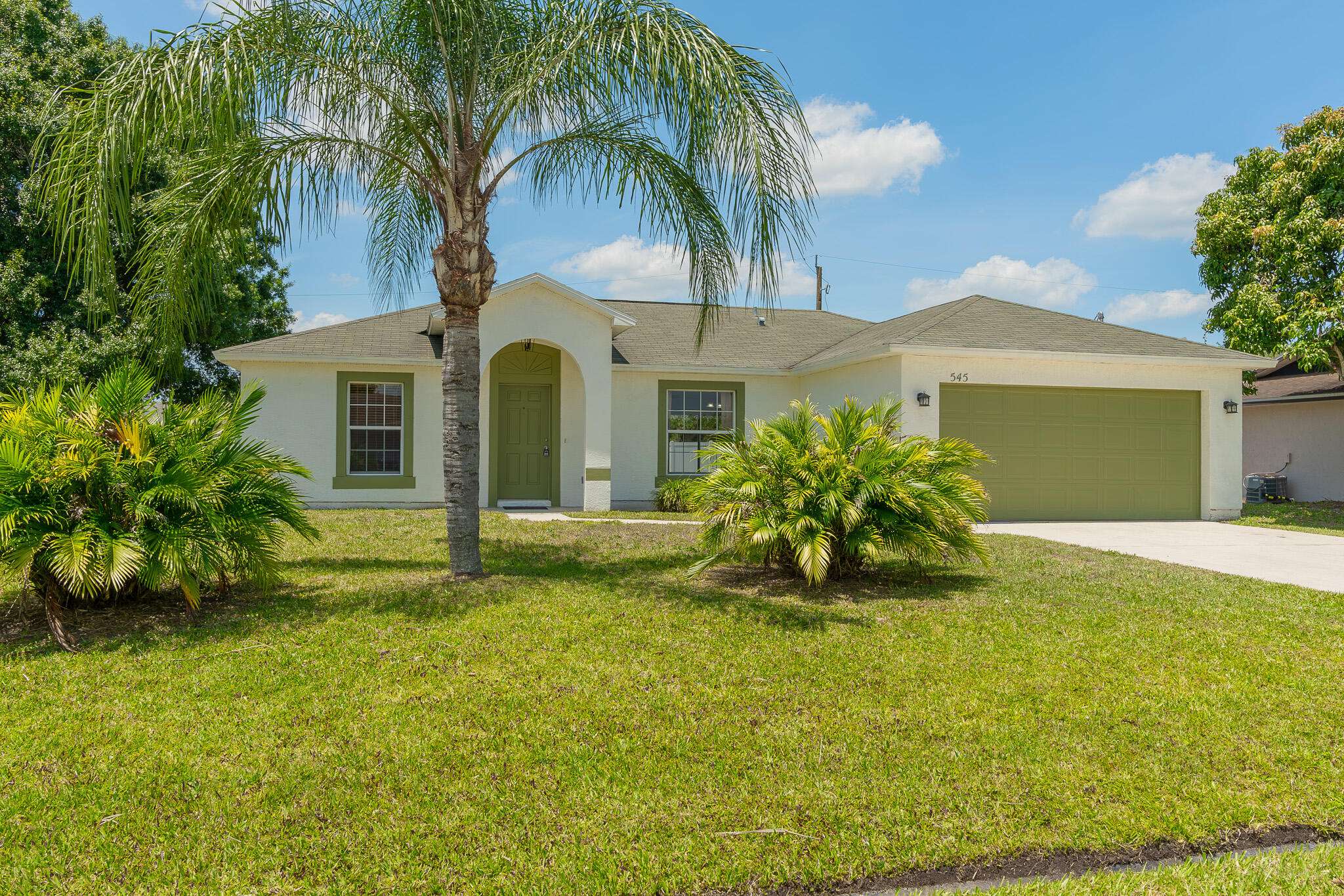Port Saint Lucie, FL 34983,545 SW Buswell AVE