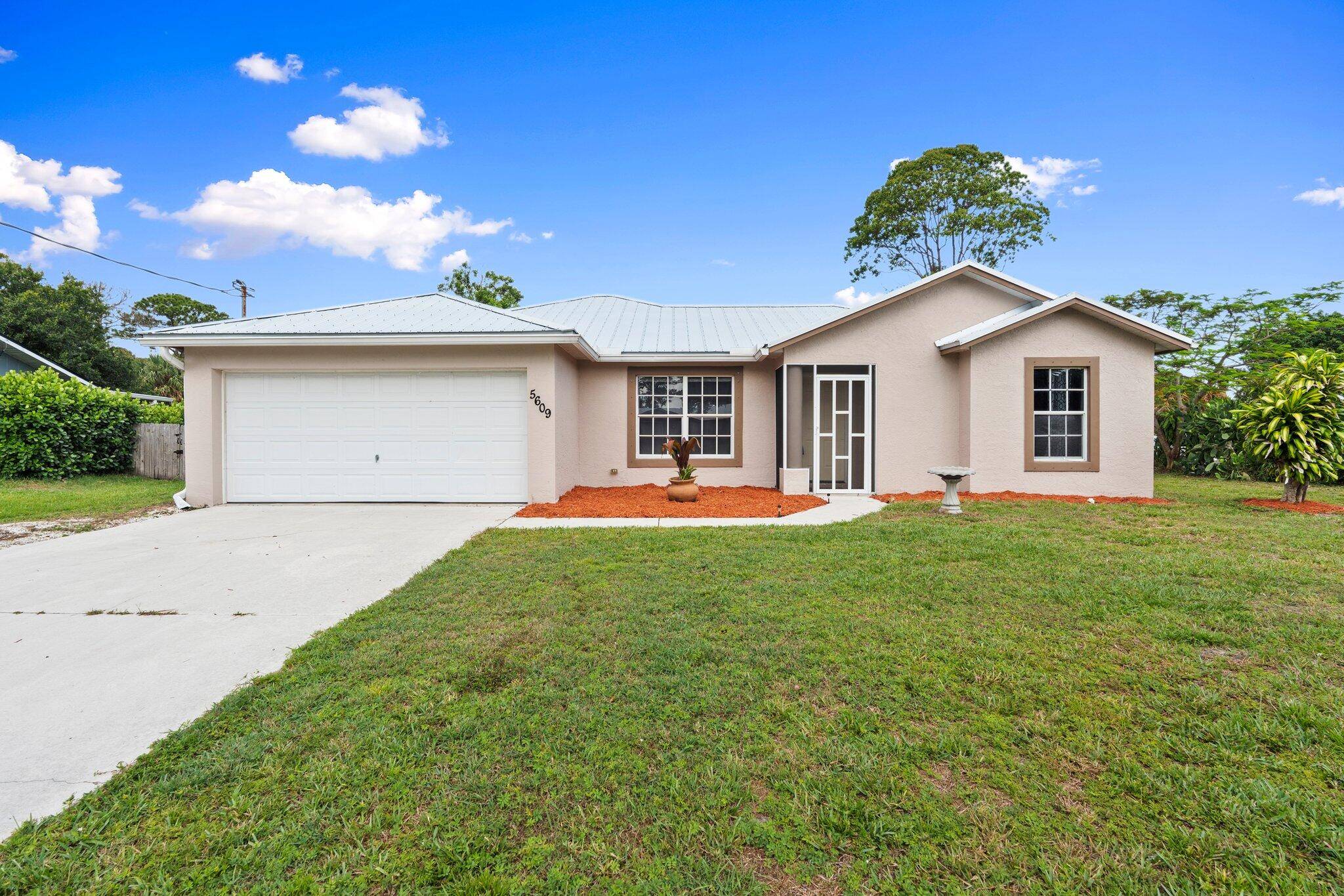 Fort Pierce, FL 34982,5609 Sunset BLVD