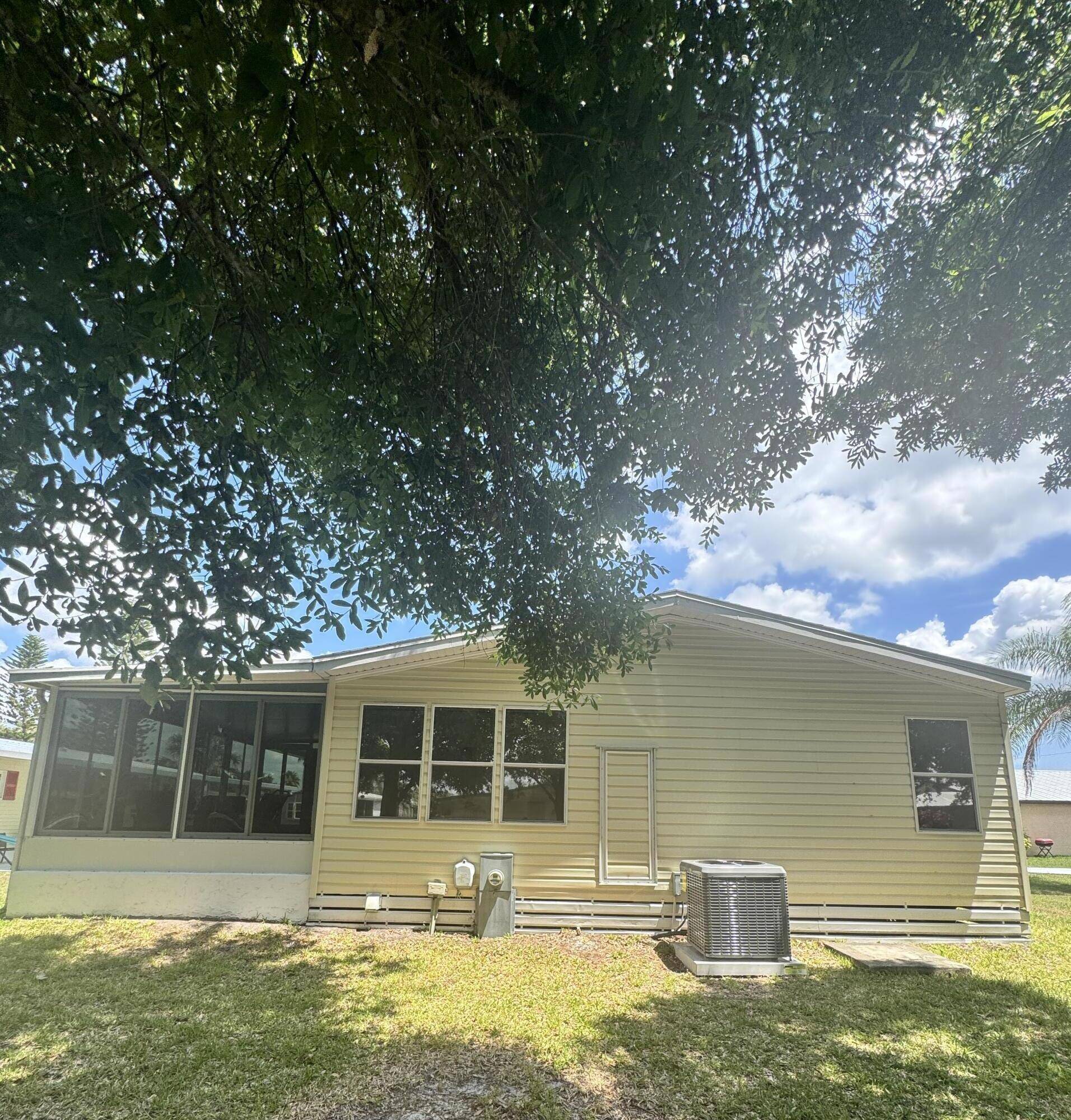 Fort Pierce, FL 34951,13965 Cancun AVE