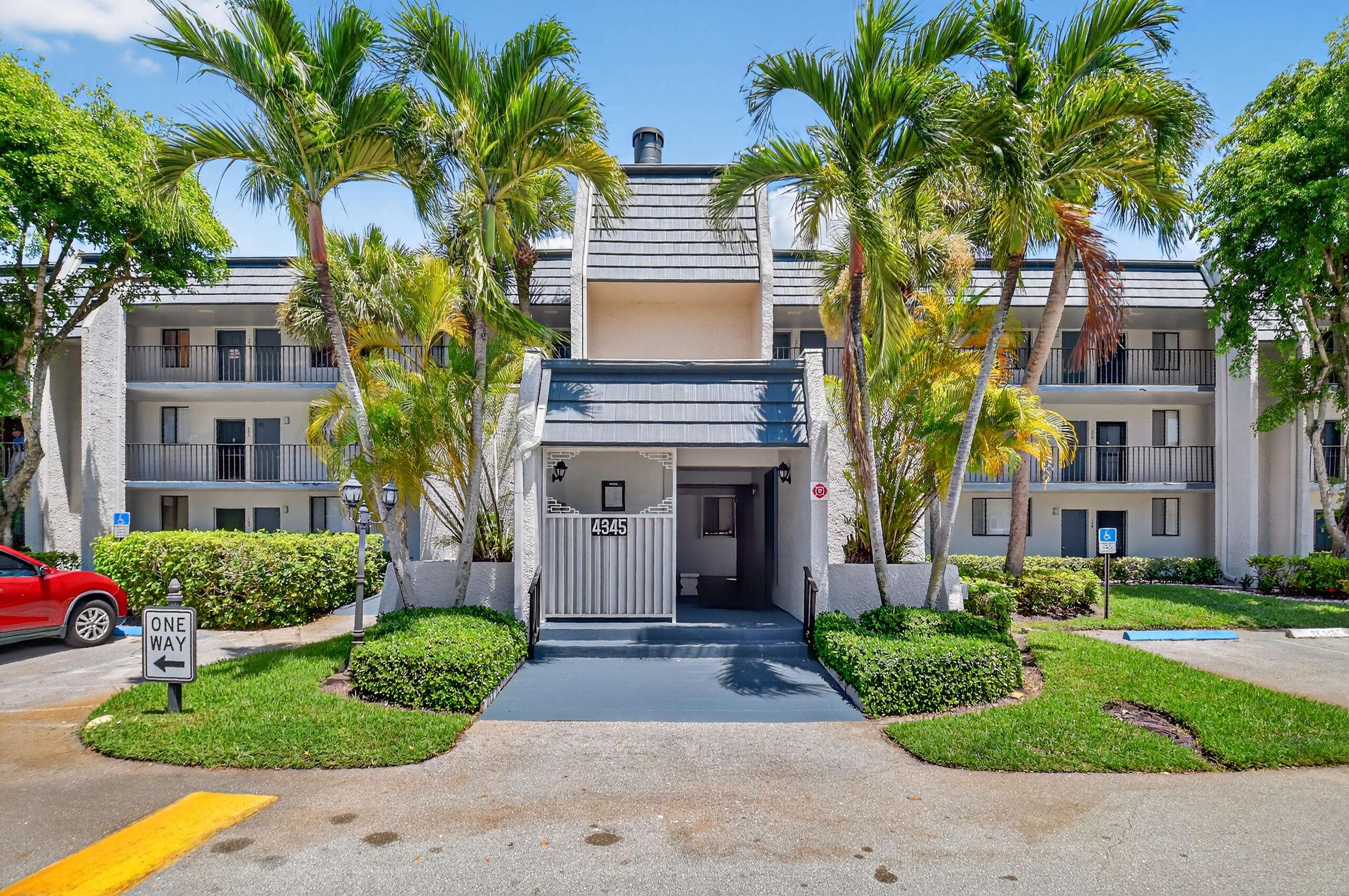 Lake Worth, FL 33467,4345 Trevi CT 203