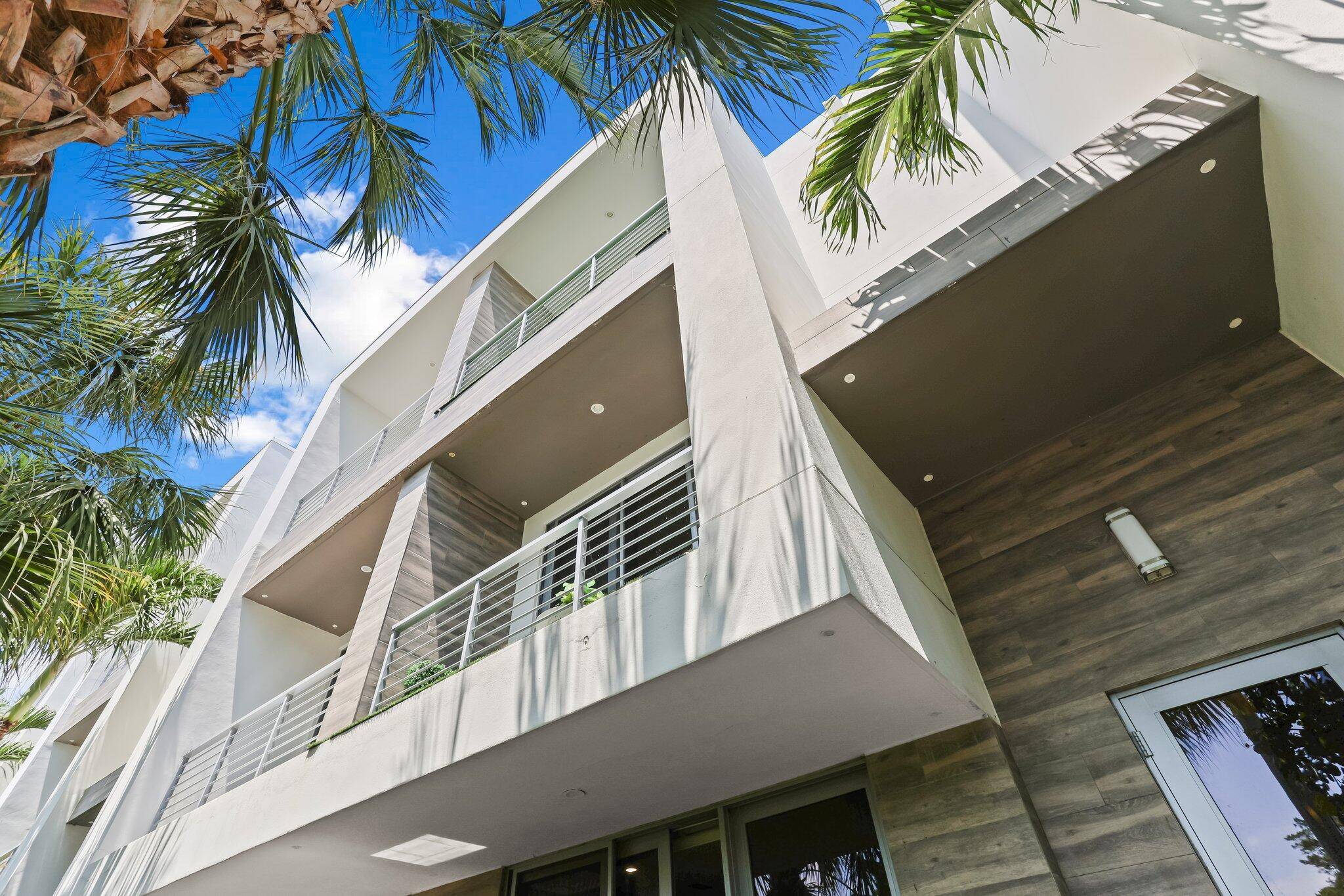 Boca Raton, FL 33431,4021 NW 18th WAY