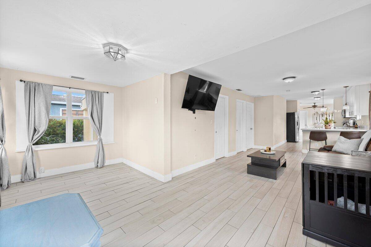 Greenacres, FL 33463,124 Jackson AVE