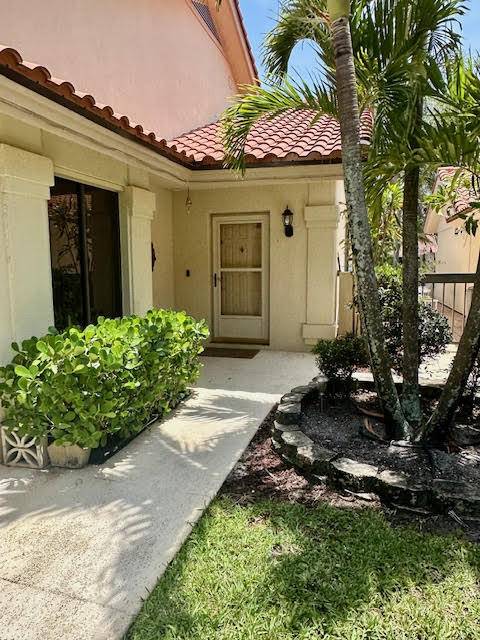 West Palm Beach, FL 33409,2870 Cuyahoga LN