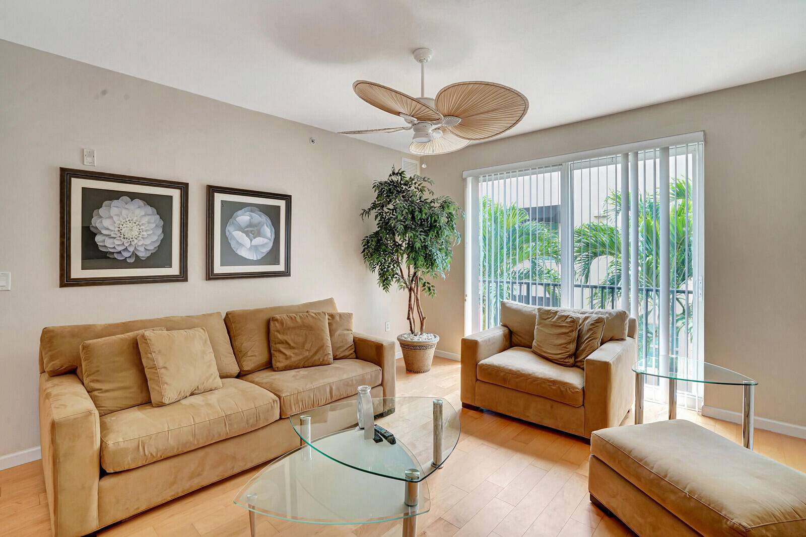 Delray Beach, FL 33444,235 NE 1st ST 404