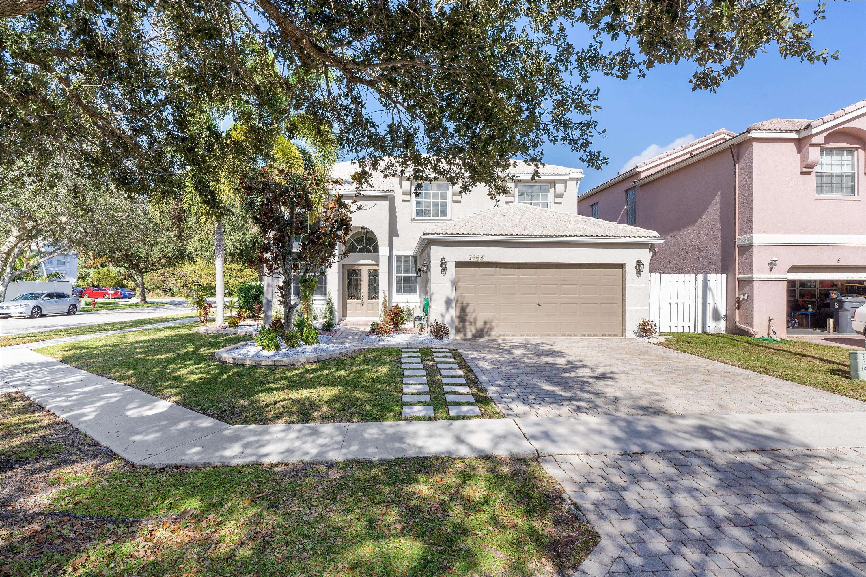 Lake Worth, FL 33467,7663 Great Oak DR