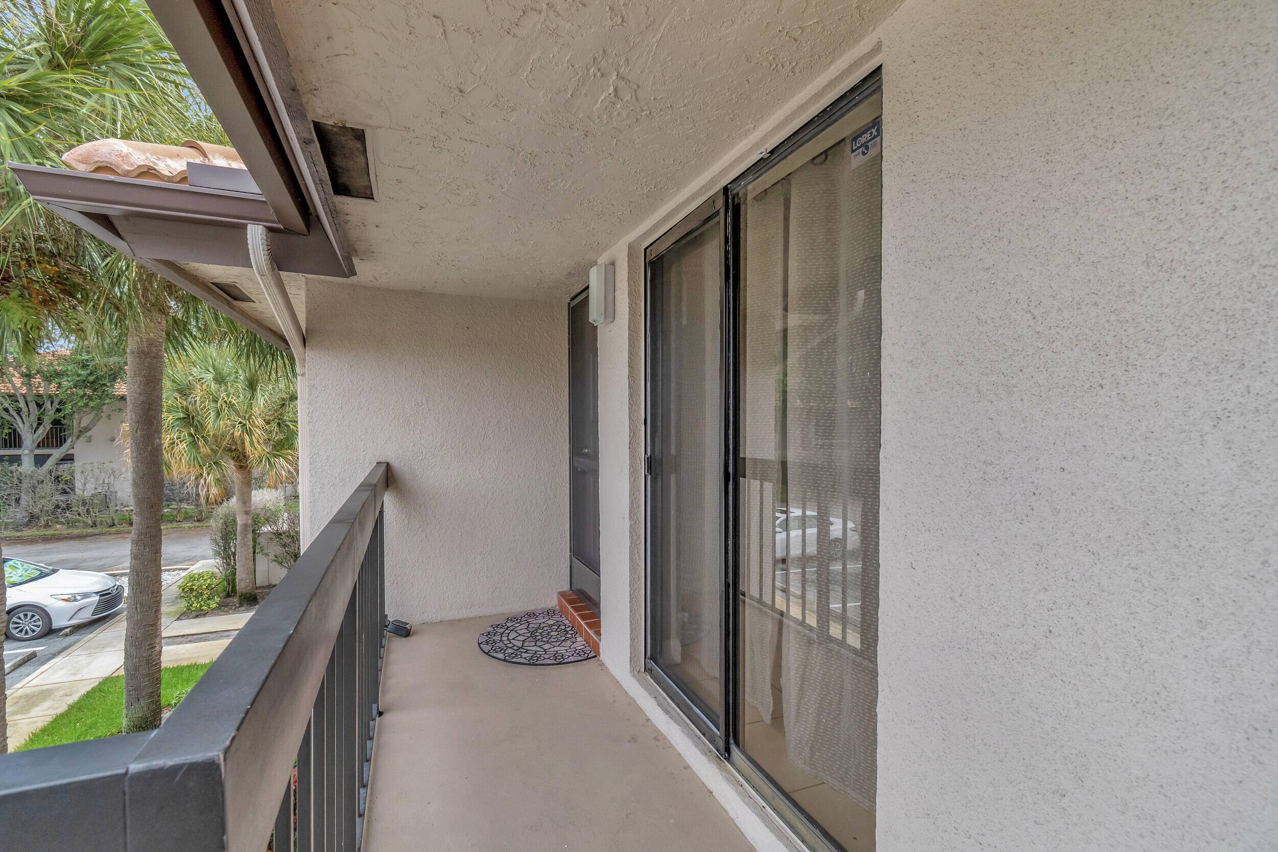 Boca Raton, FL 33487,5151 W Club CIR 207