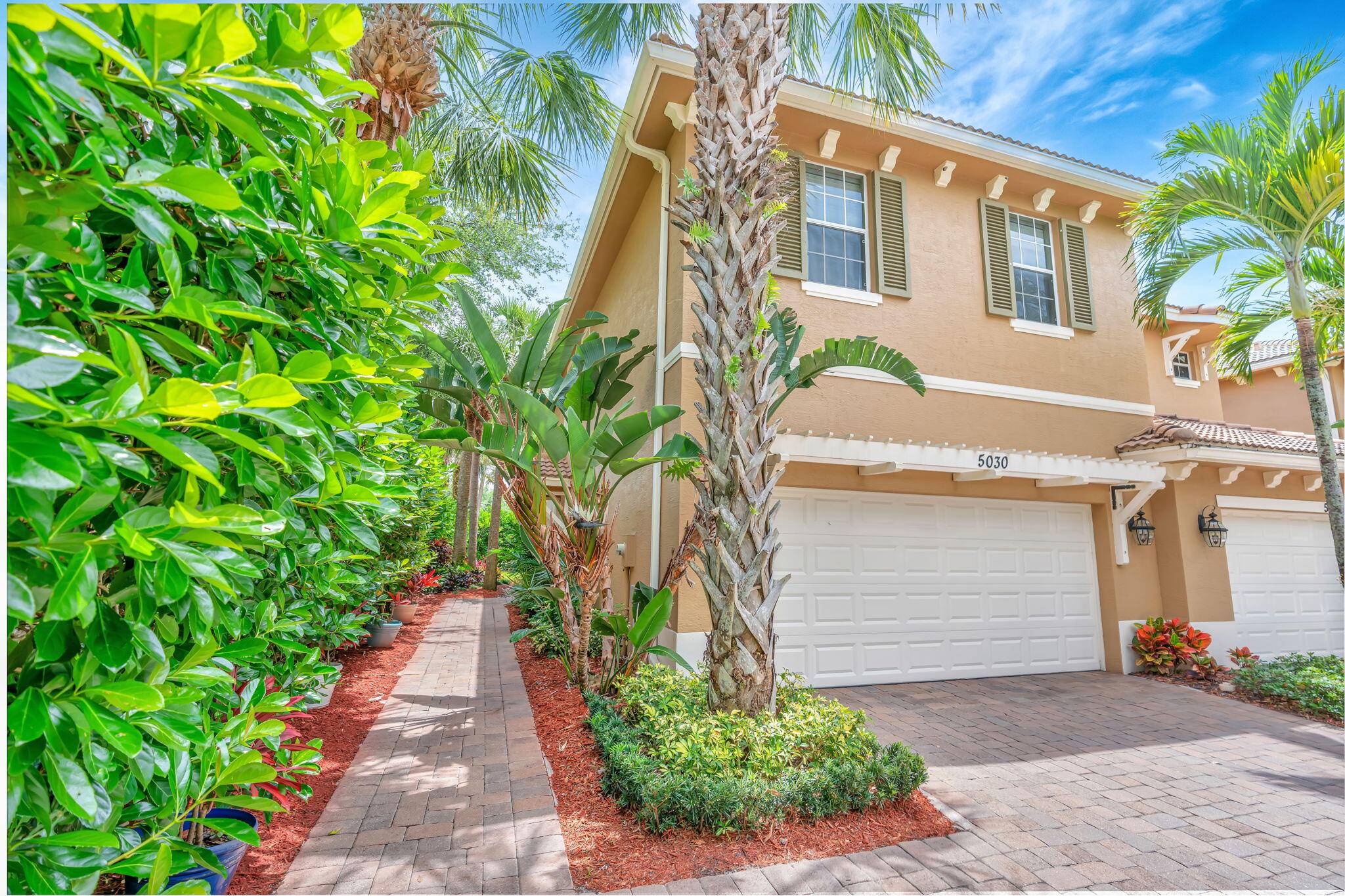 Palm Beach Gardens, FL 33418,5030 Dulce CT