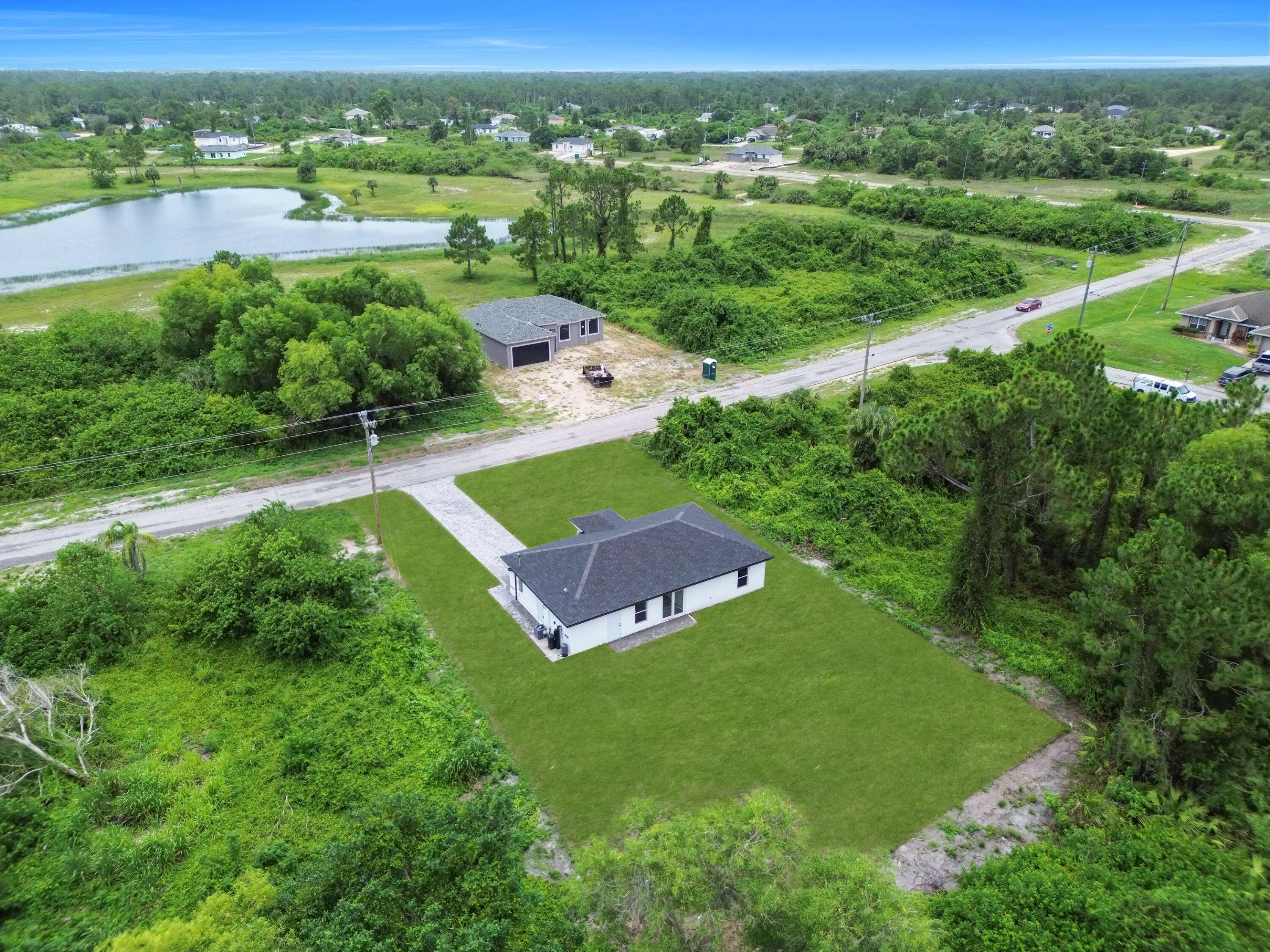 Lehigh Acres, FL 33974,382 Mcarthur BLVD