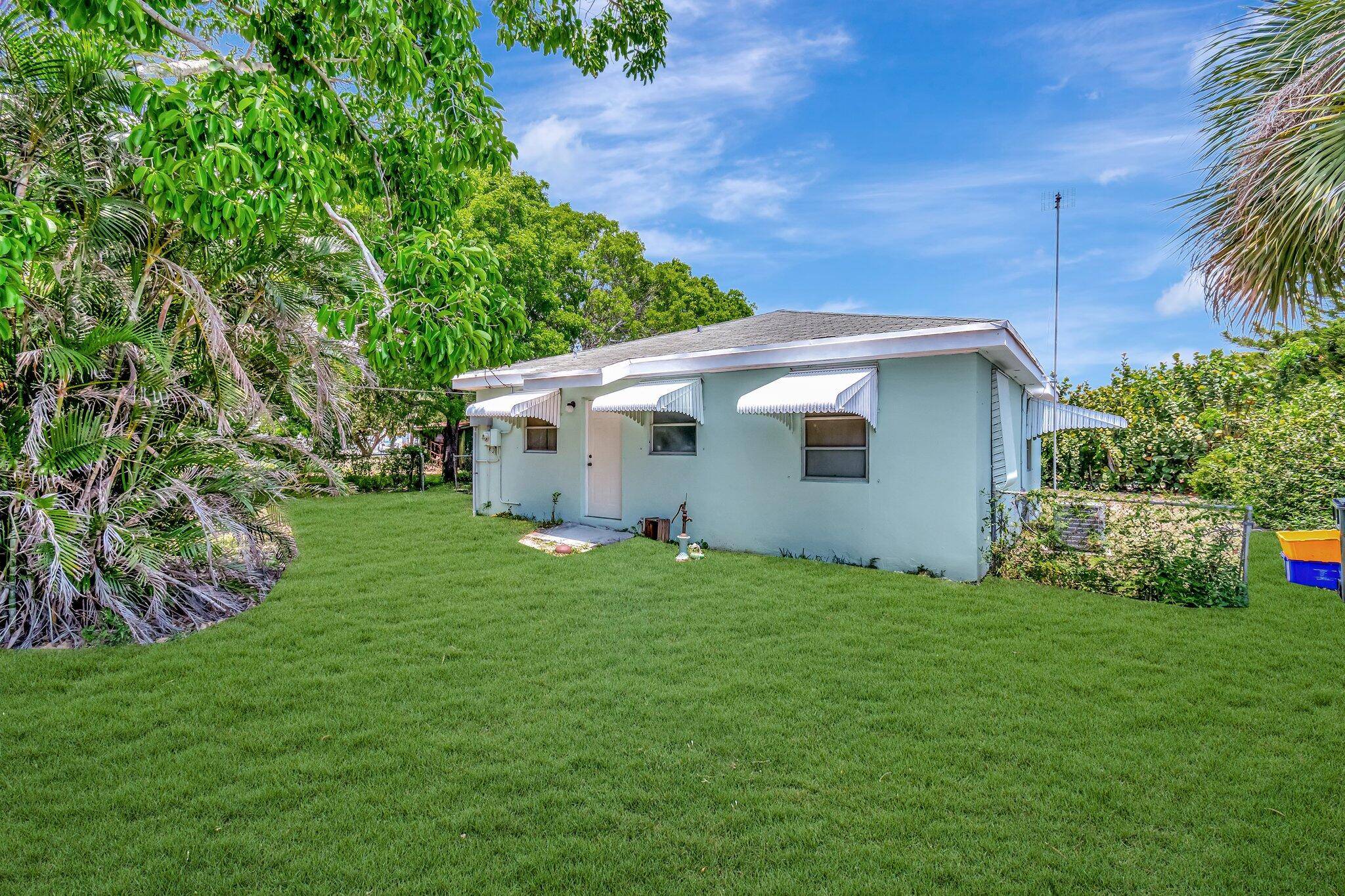 Delray Beach, FL 33444,216 NE 14th ST