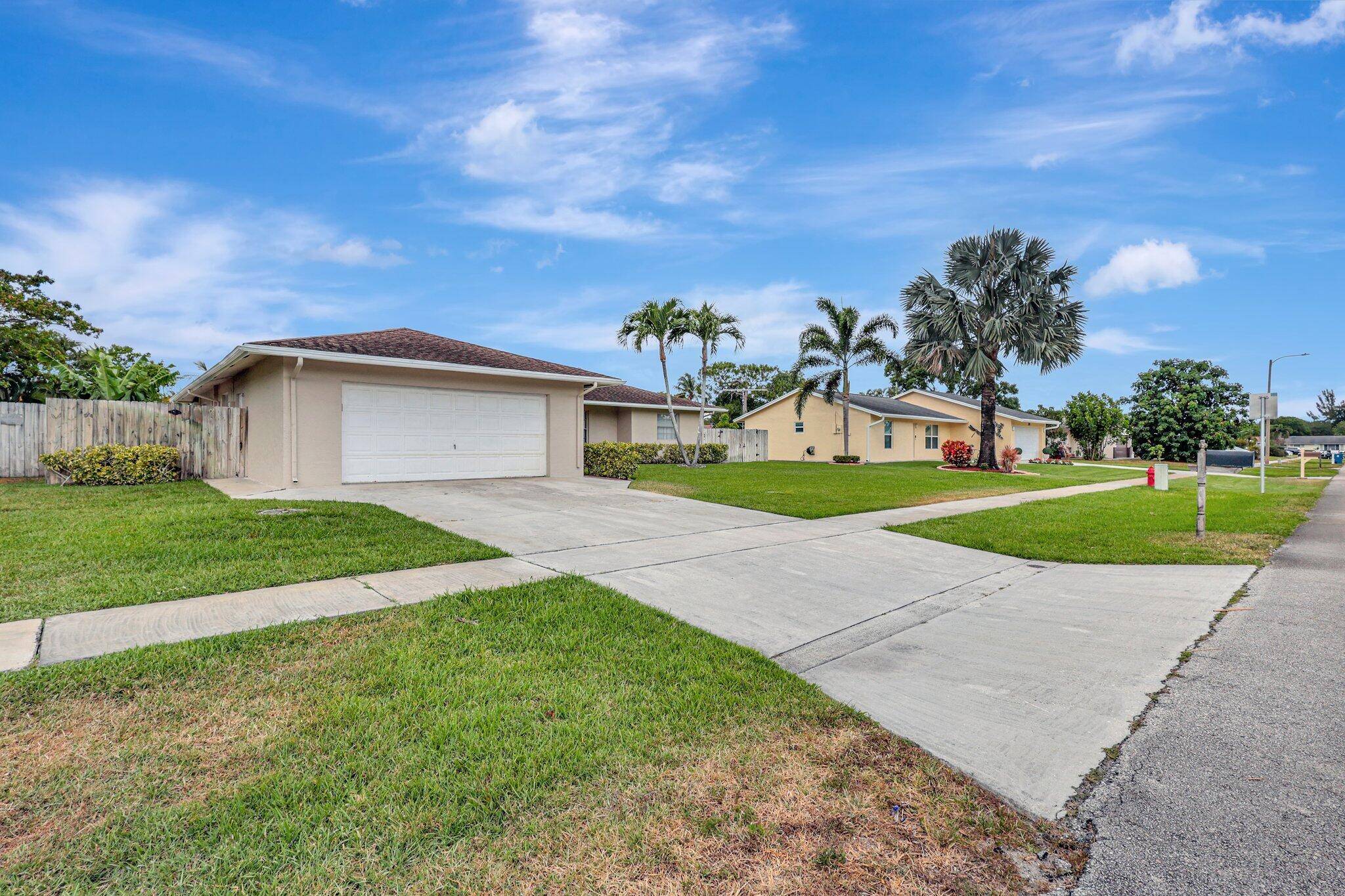 Royal Palm Beach, FL 33411,193 Dove CIR