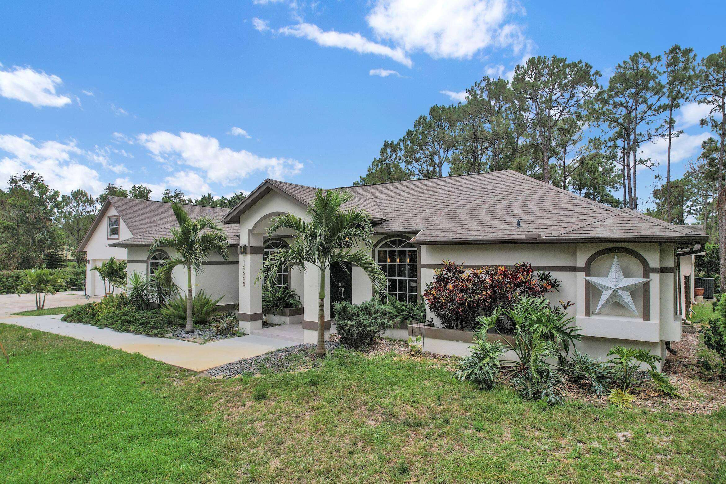 Loxahatchee, FL 33470,14648 N 88th PL