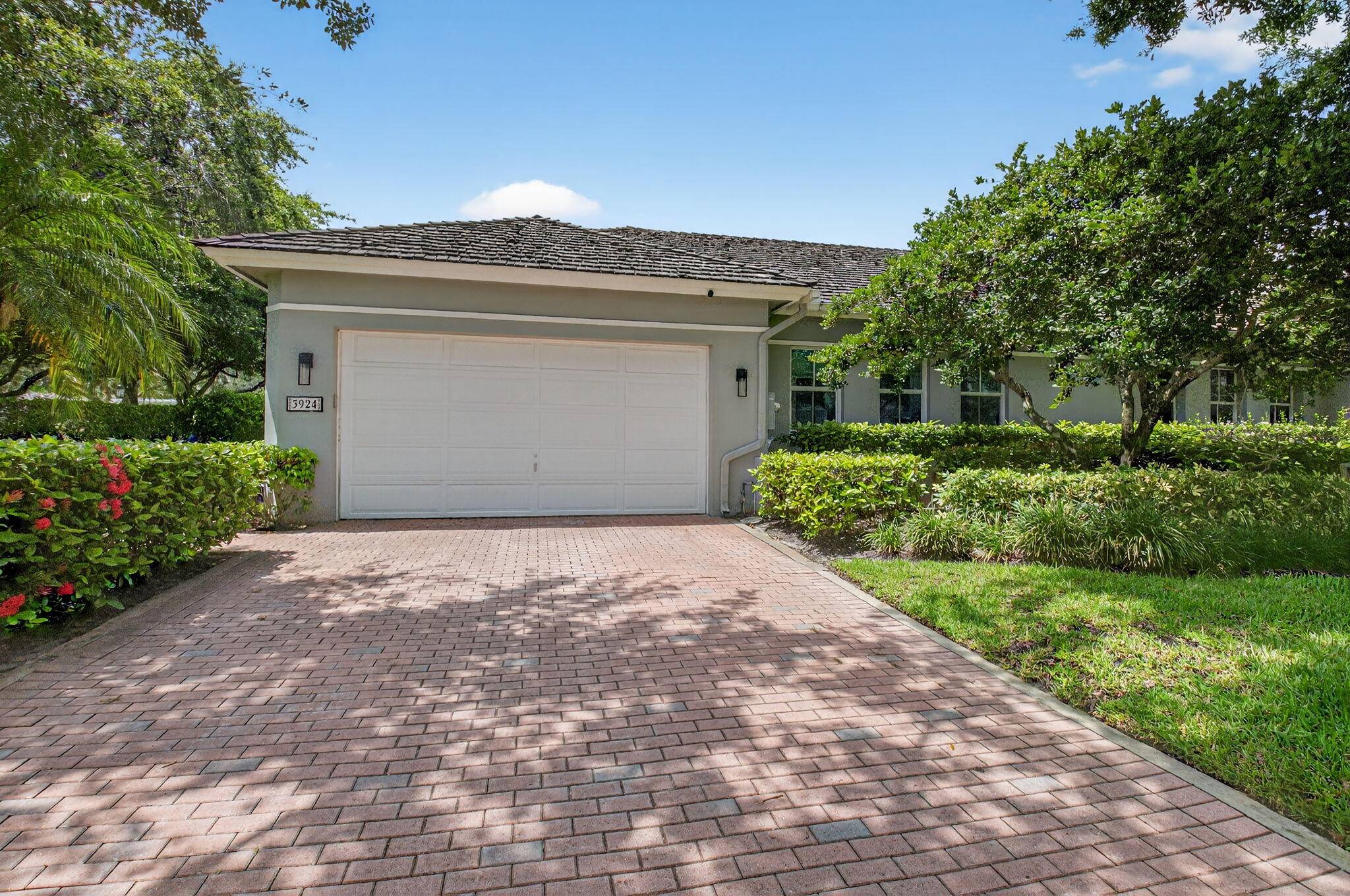 Boca Raton, FL 33496,3924 NW 58th ST