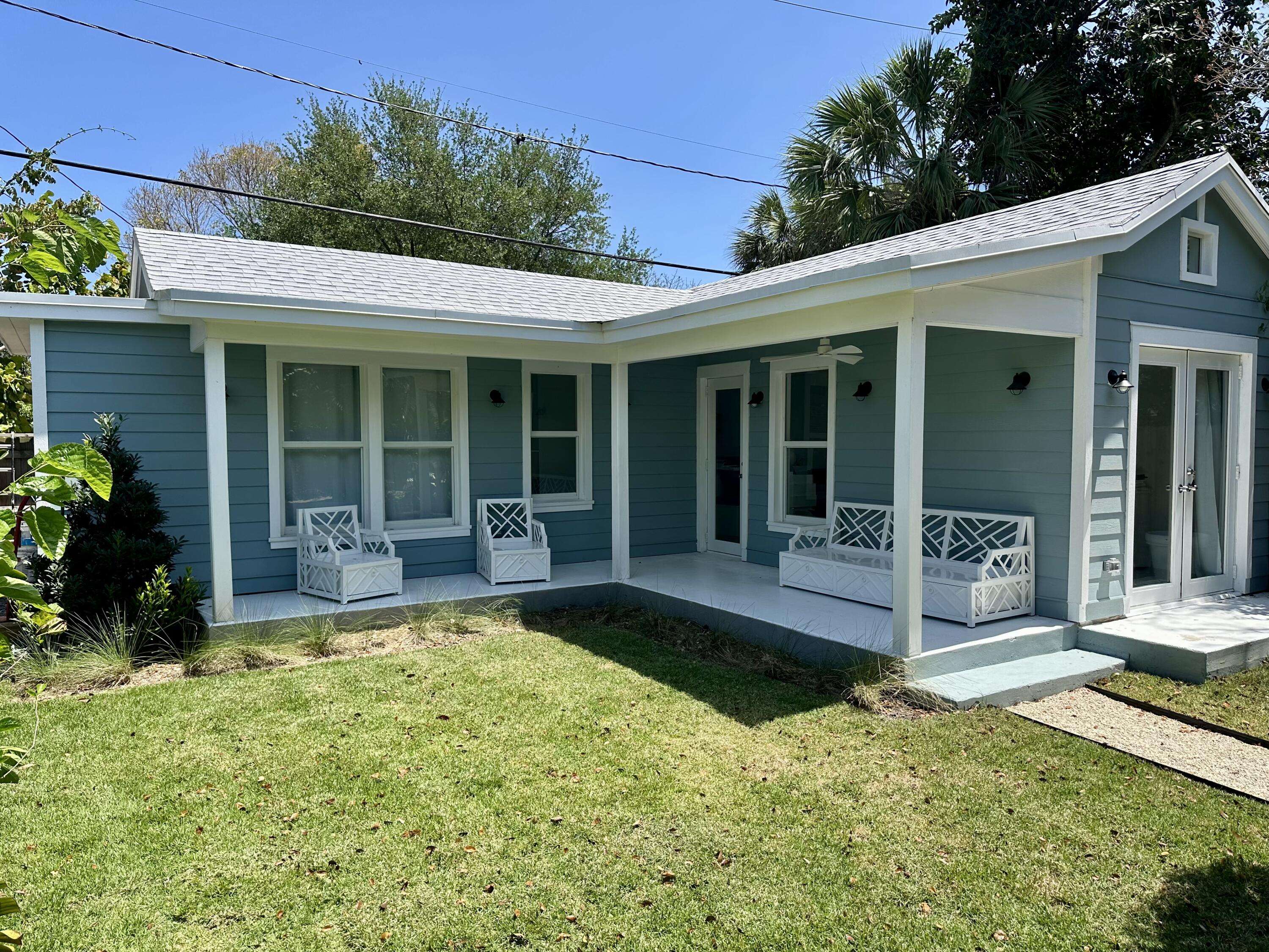 Lake Worth Beach, FL 33460,220 S L ST