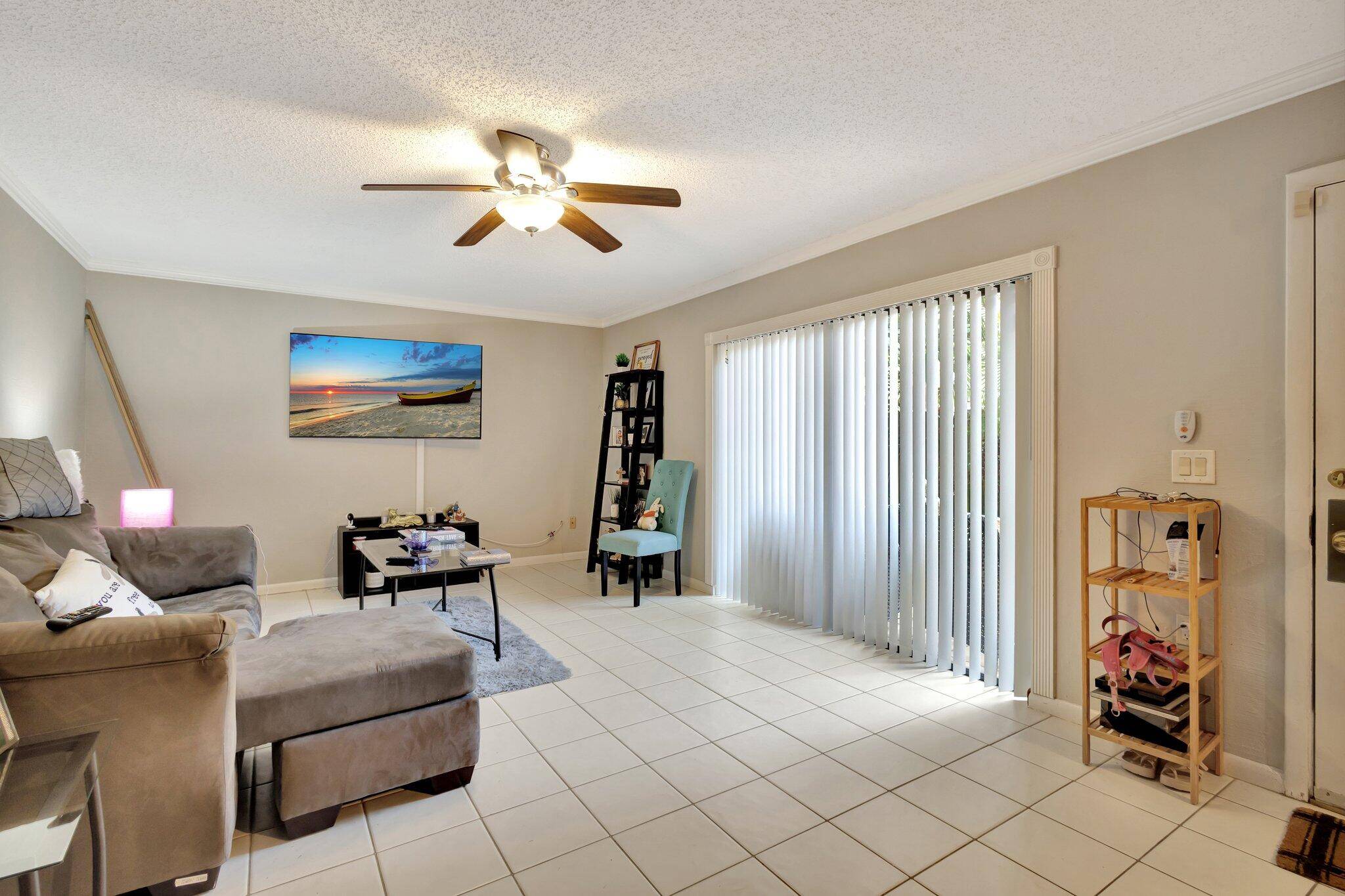 Delray Beach, FL 33445,2950 SW 22nd CIR 4c