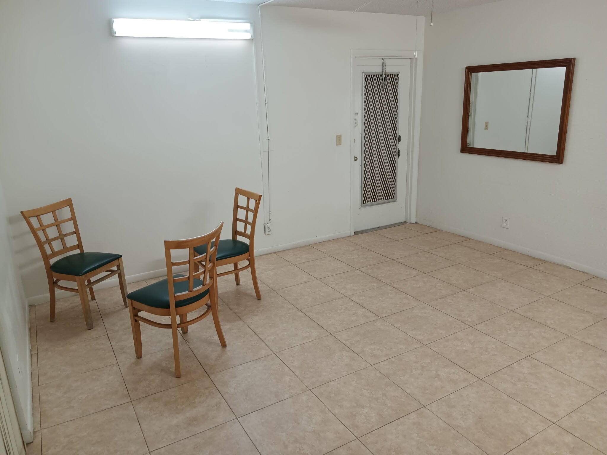 Boca Raton, FL 33486,618 NW 13th ST 35