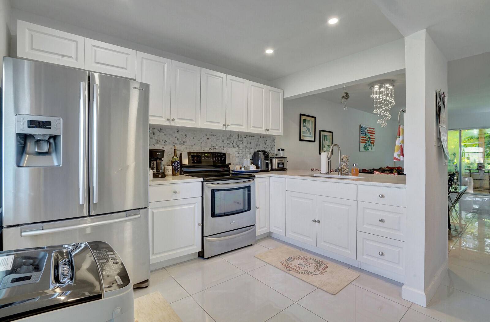 West Palm Beach, FL 33411,130 Lake Meryl DR 226