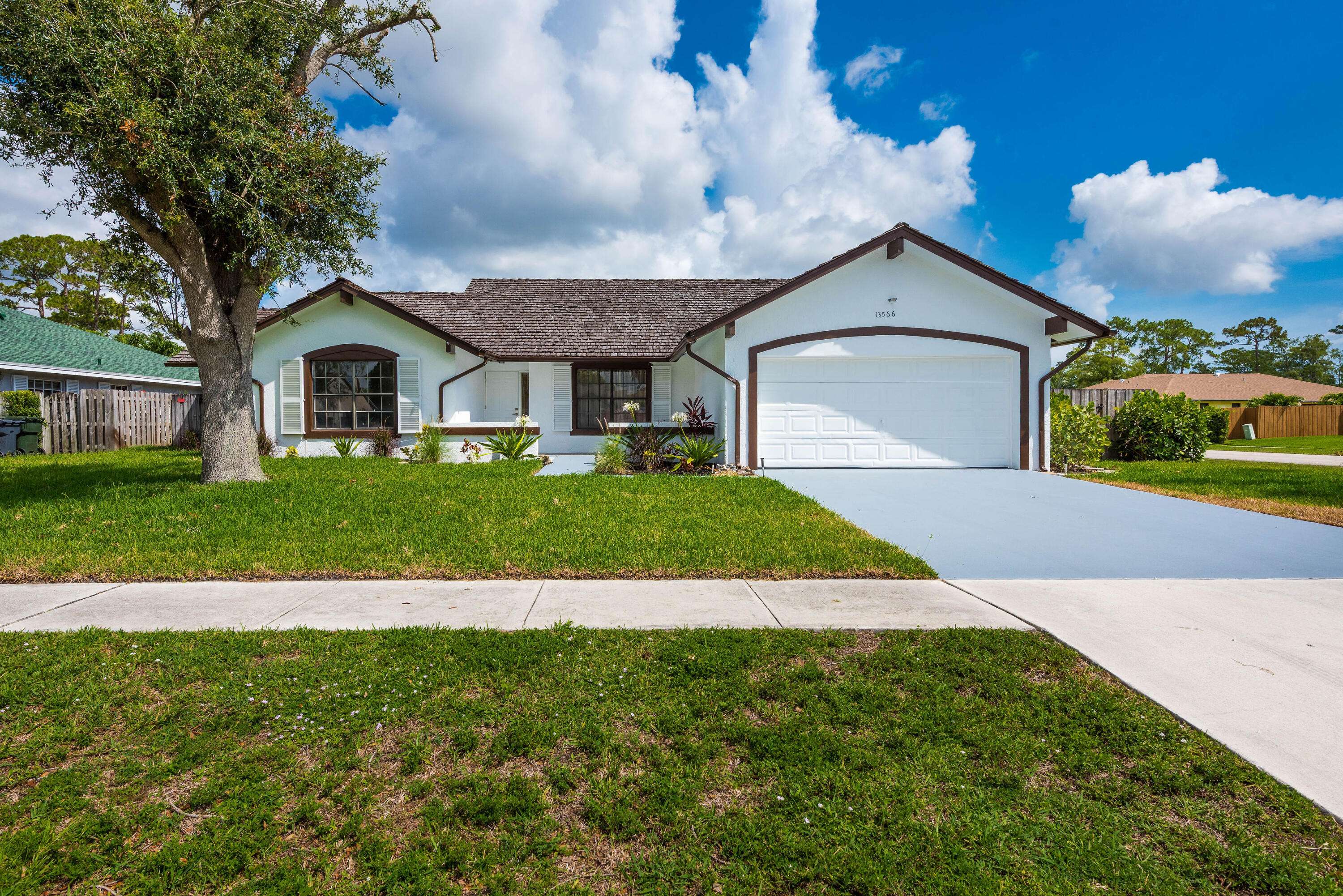 Wellington, FL 33414,13566 Exotica LN