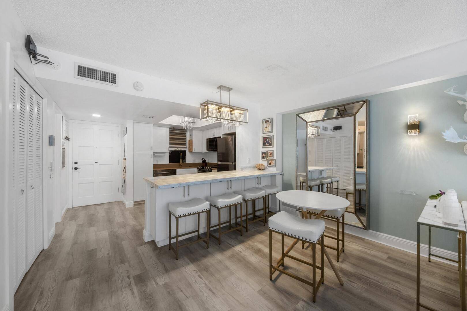South Palm Beach, FL 33480,3570 S Ocean BLVD 506
