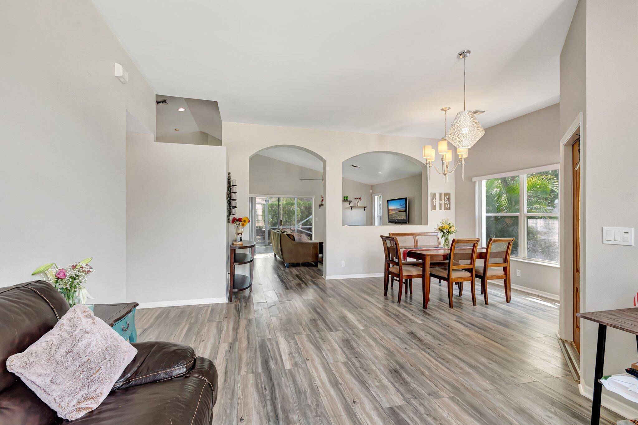 Lake Worth, FL 33467,6745 Coral Reef ST