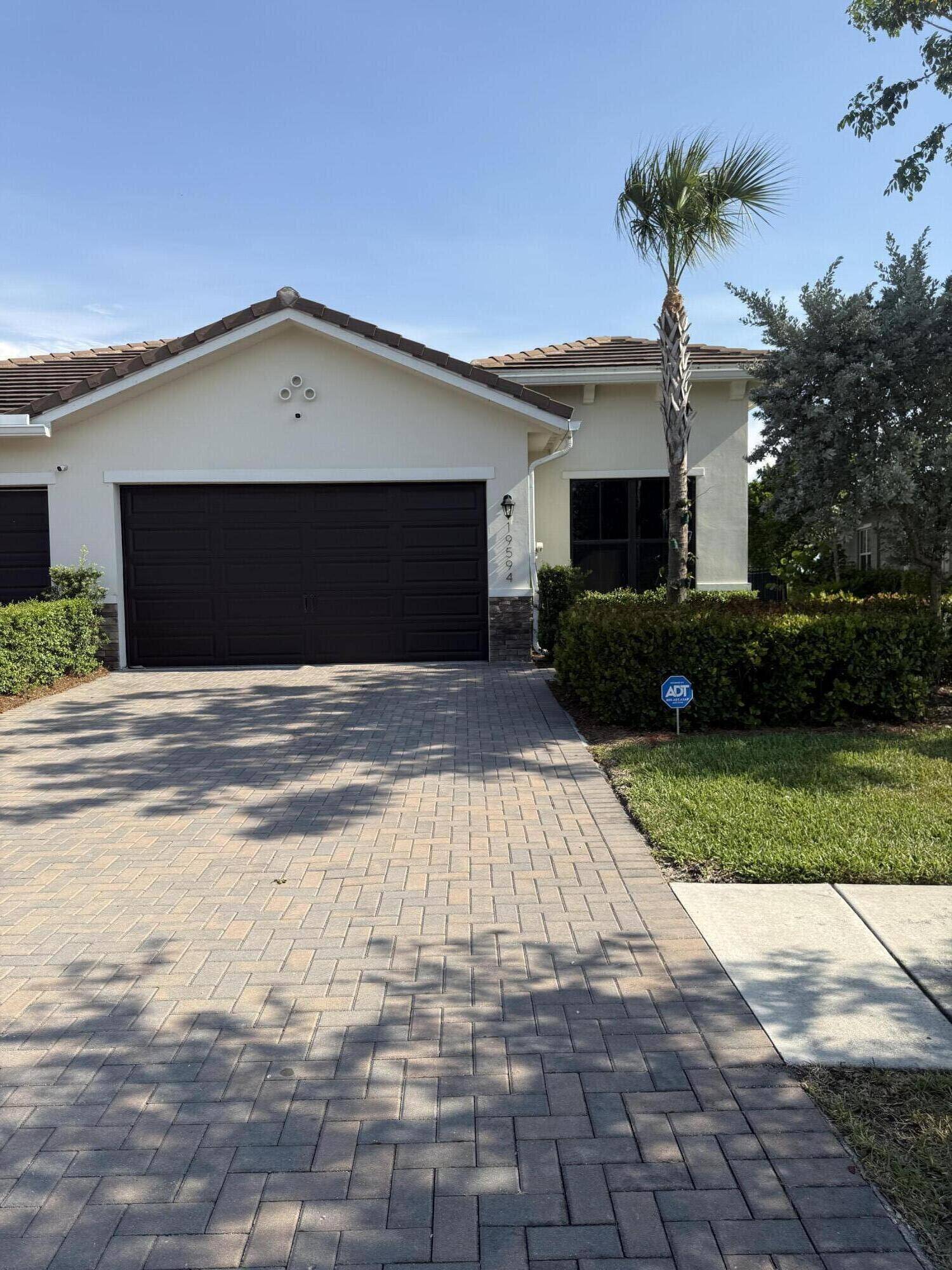 Loxahatchee, FL 33470,19594 Weathervane WAY