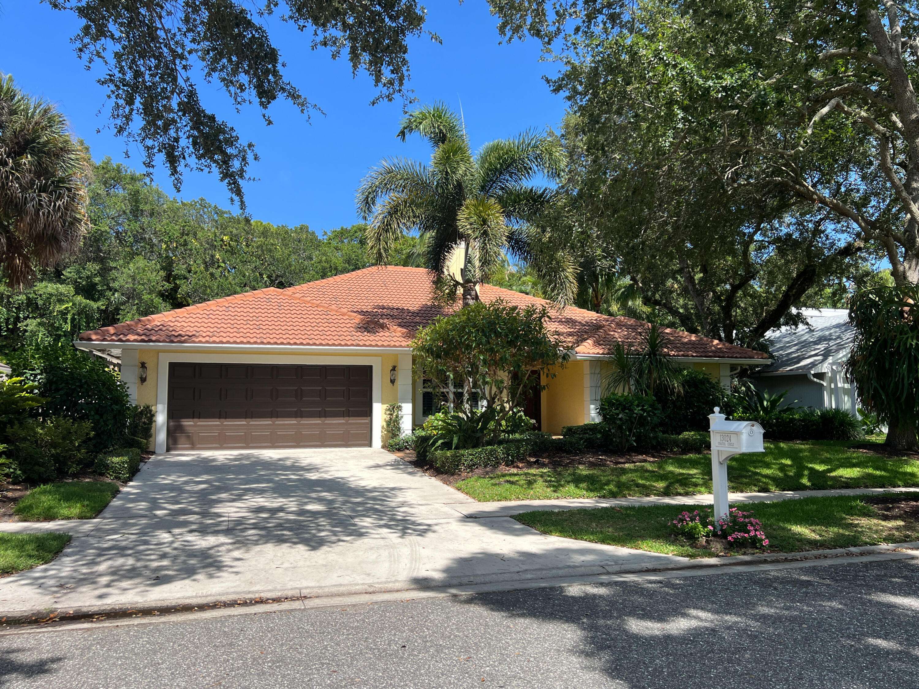 Palm Beach Gardens, FL 33410,13024 Coastal CIR