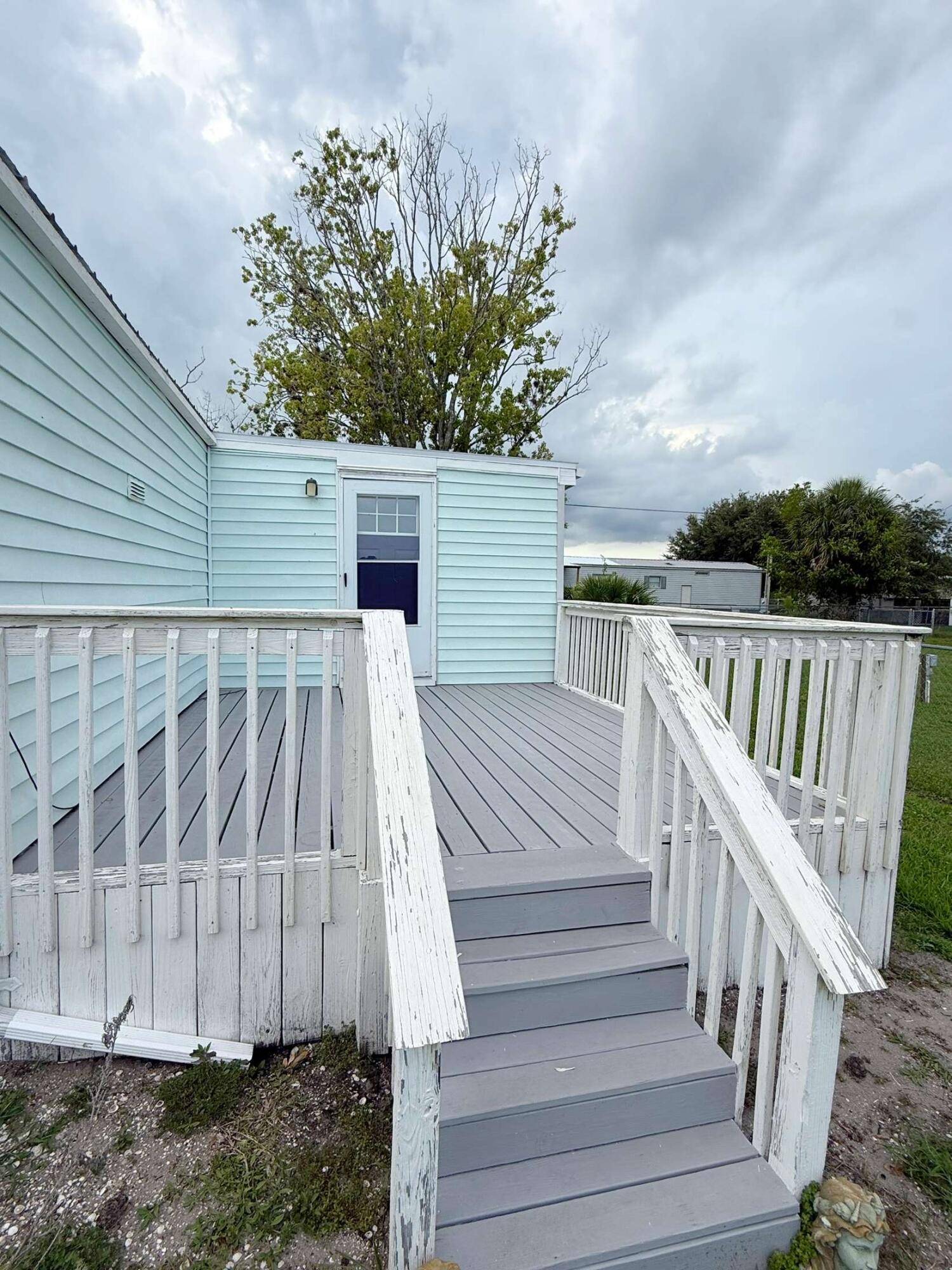 Moore Haven, FL 33471,302 NW Pinecrest AVE