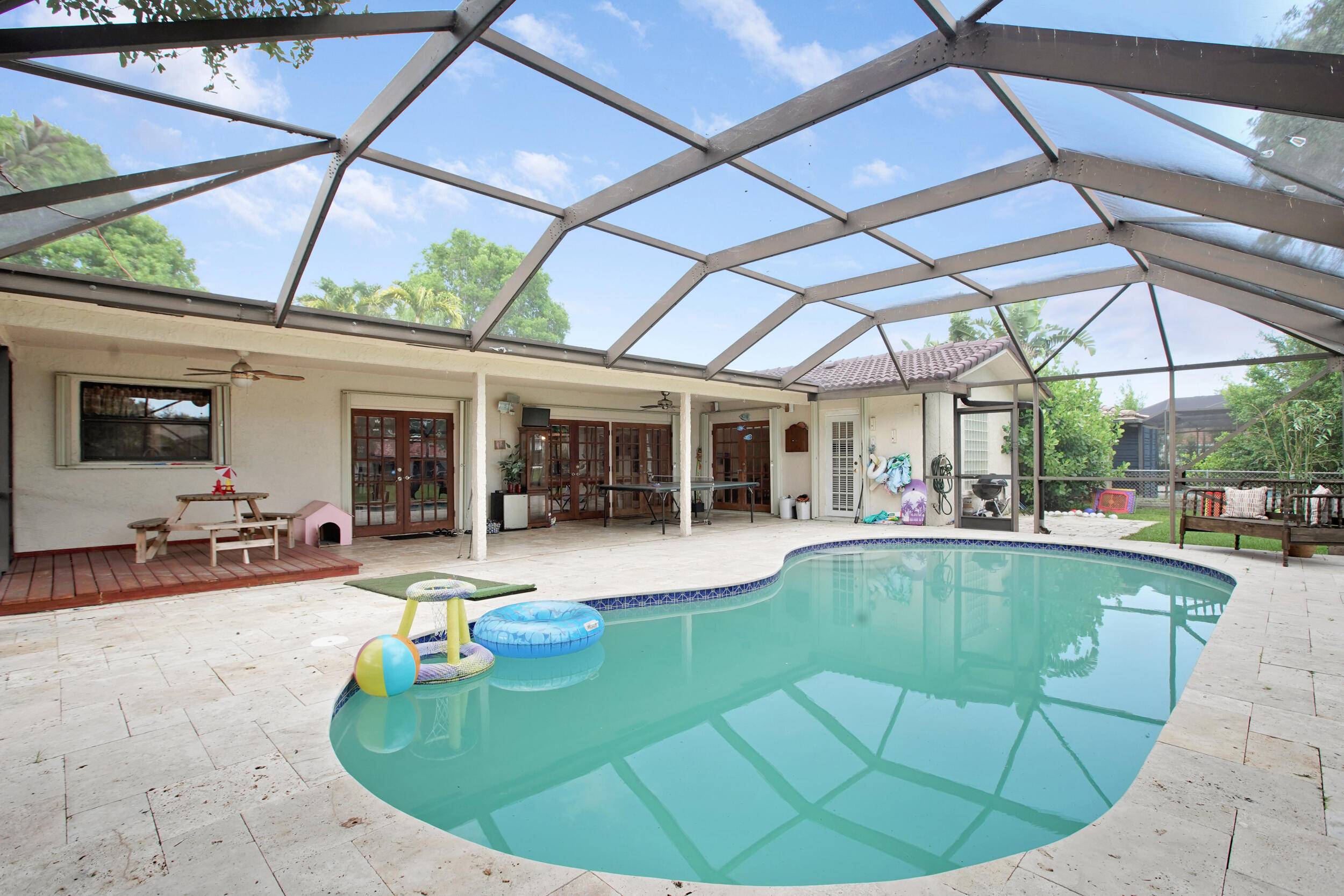 Coral Springs, FL 33071,8896 NW 21st ST