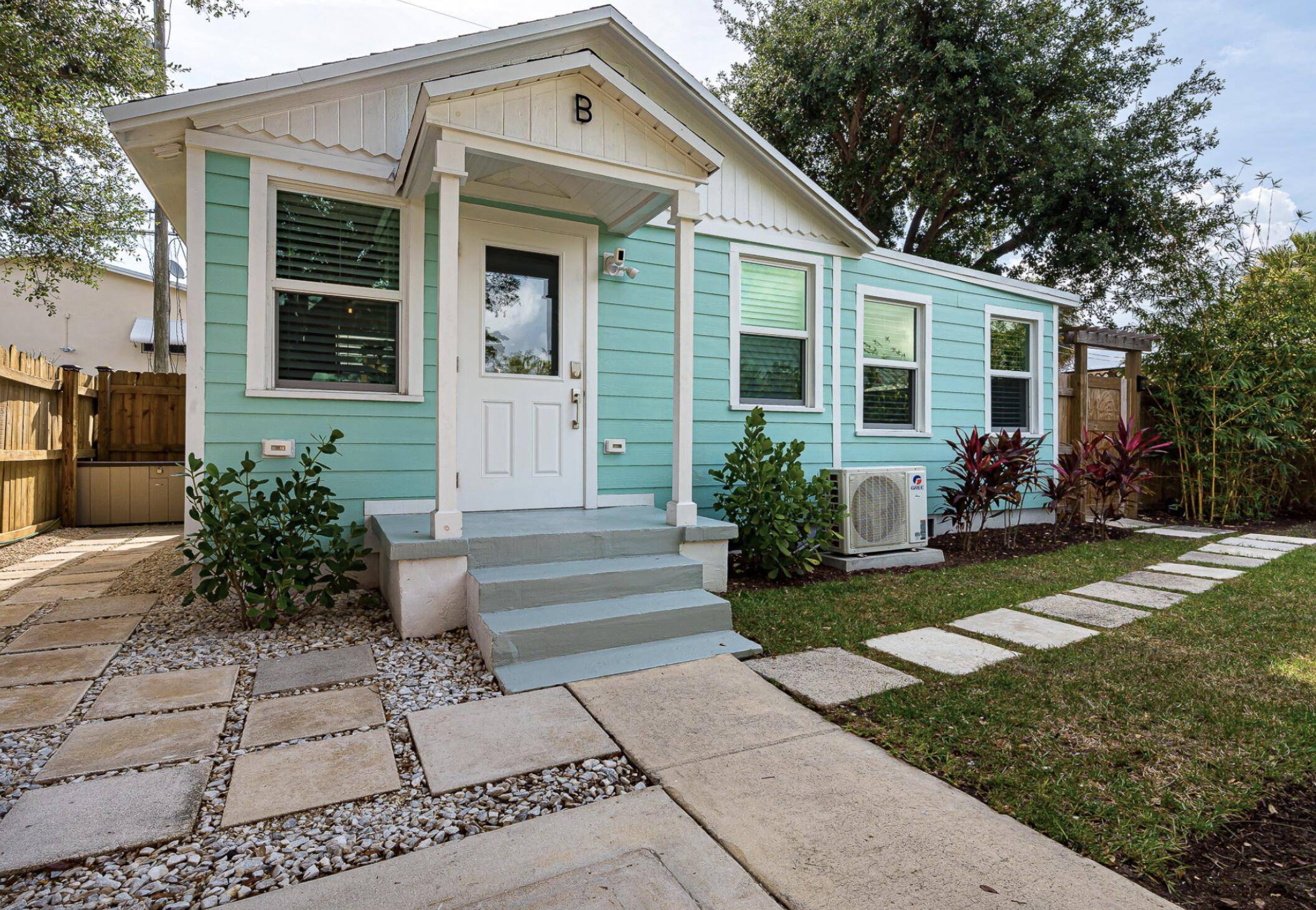 Lake Worth Beach, FL 33460,414 N J ST