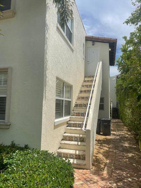 Palm Beach, FL 33480,252 Oleander AVE 4