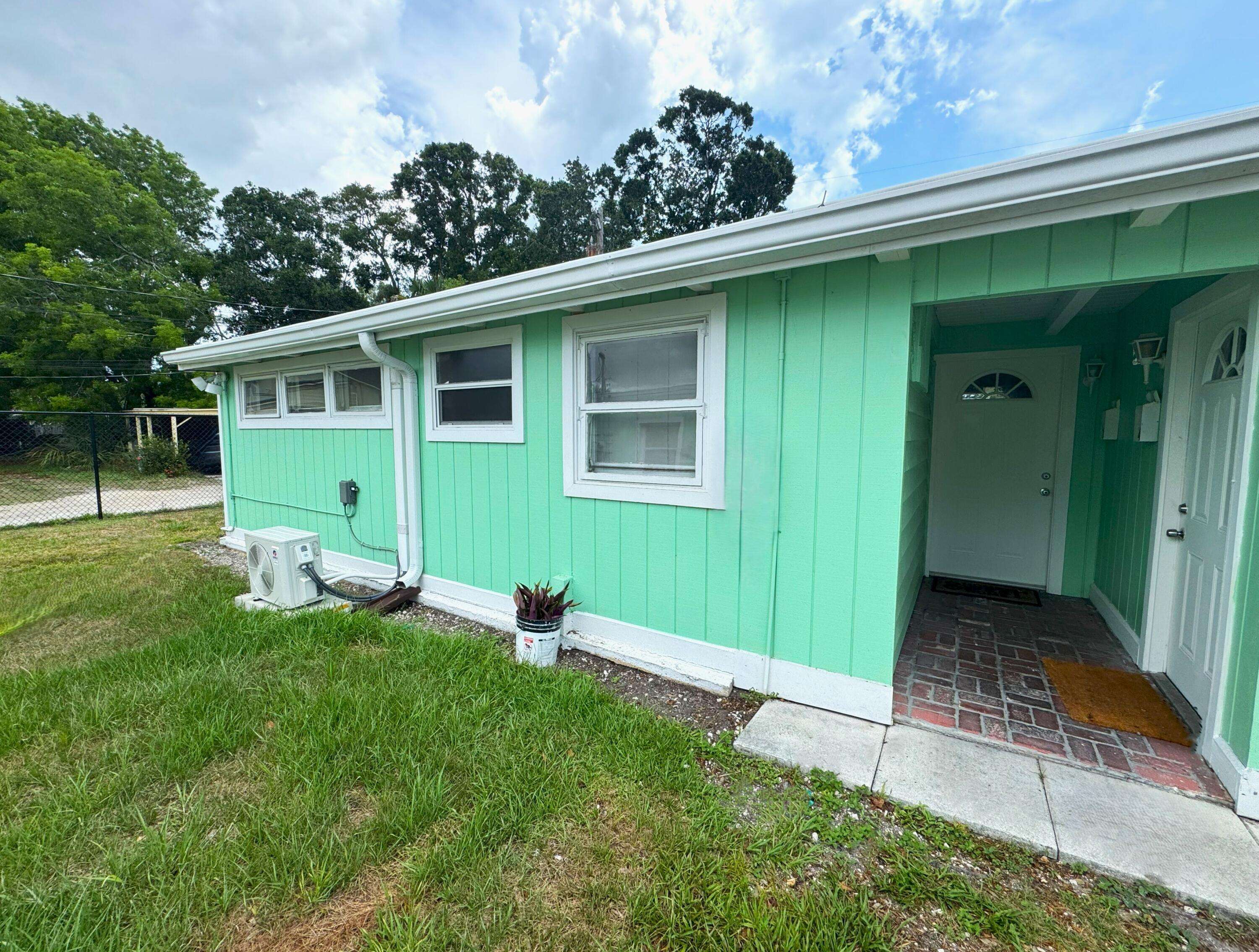 Vero Beach, FL 32960,2204 Ponce De Leon CIR 3