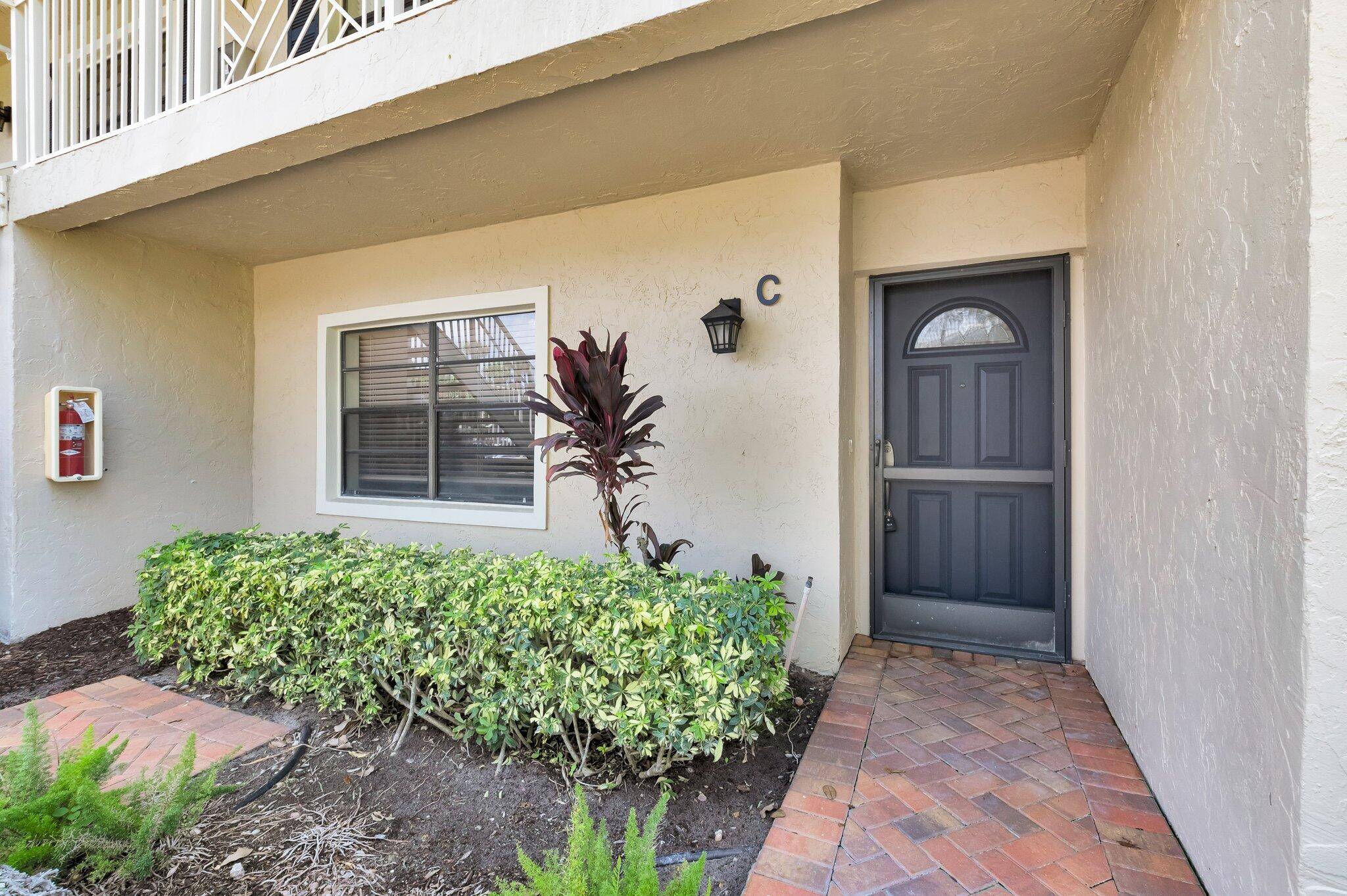 Boynton Beach, FL 33436,7 Stratford DR C