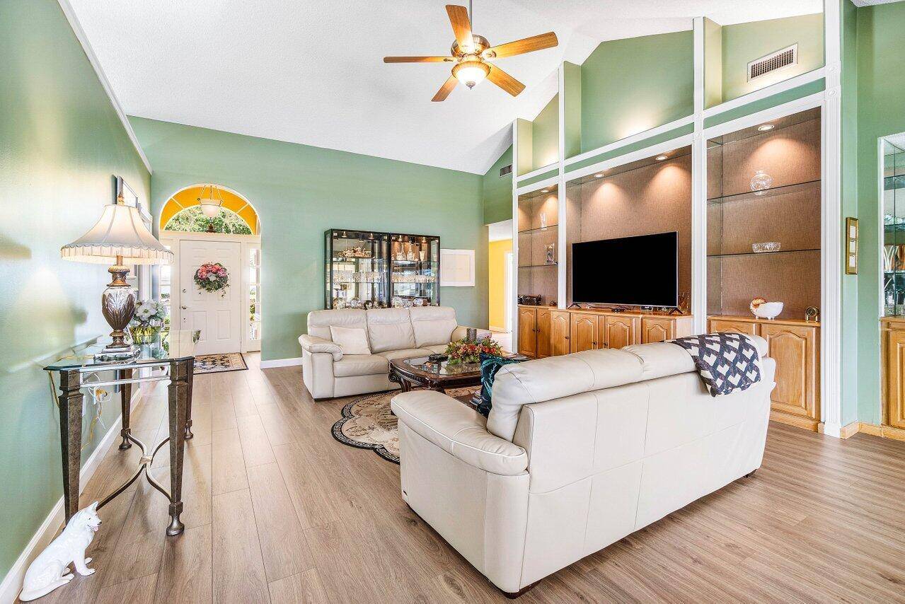 West Palm Beach, FL 33409,2306 Bear Pt.