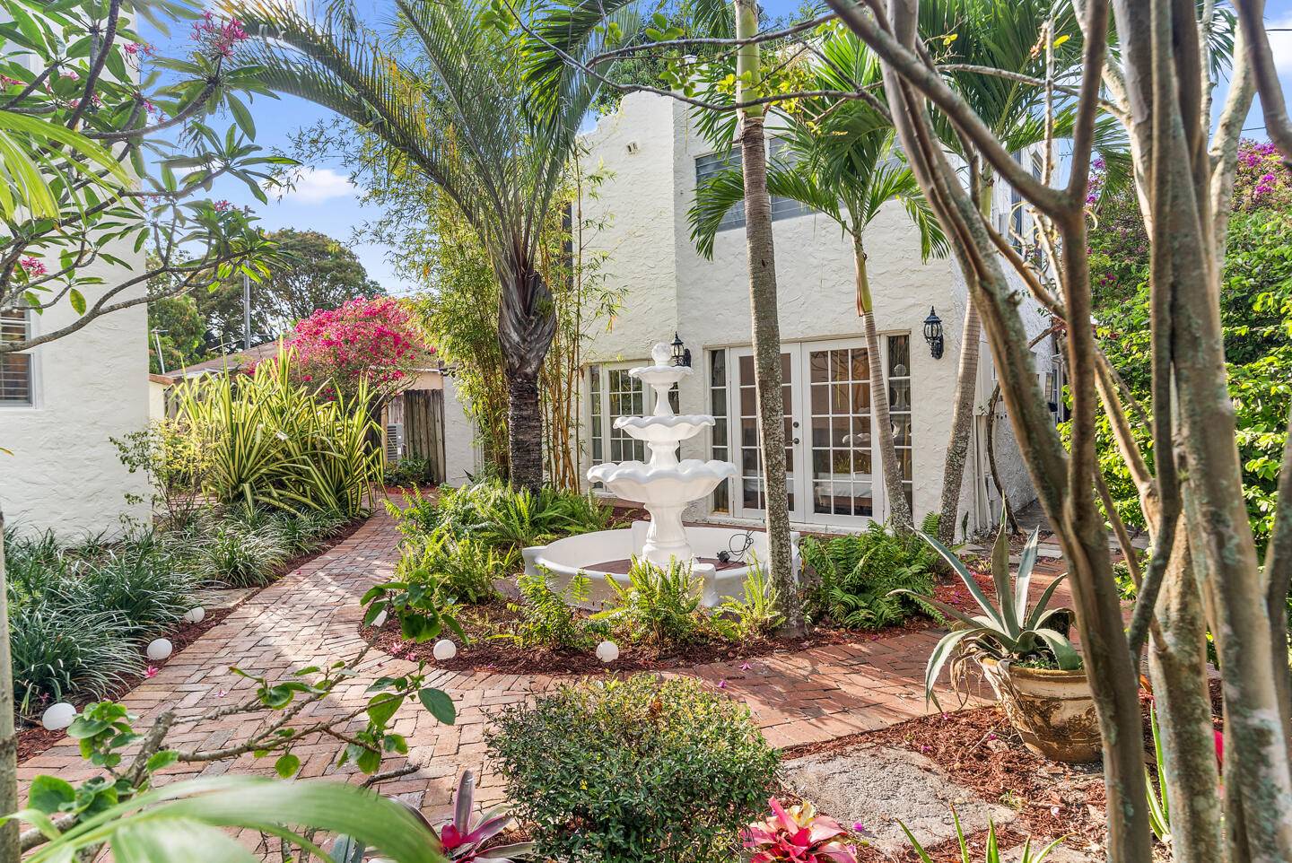 West Palm Beach, FL 33407,643 36th ST