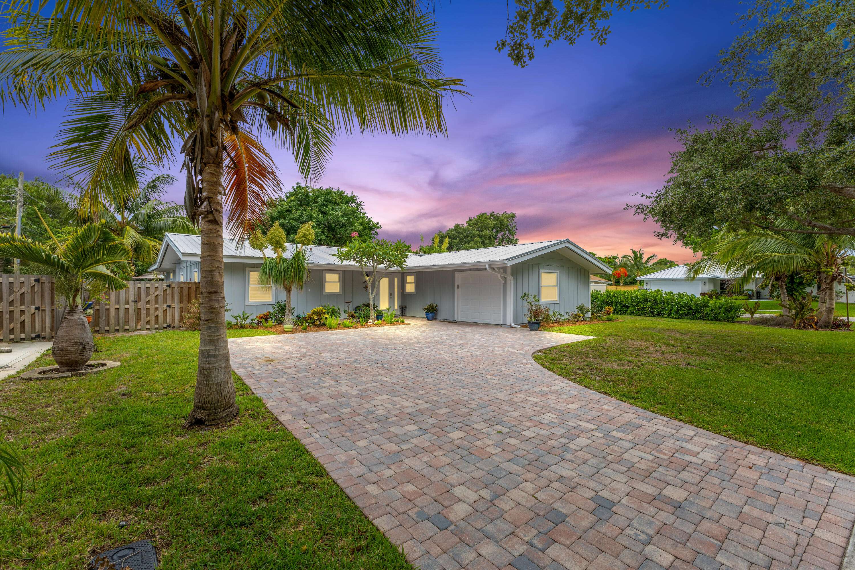 Tequesta, FL 33469,454 Tequesta DR