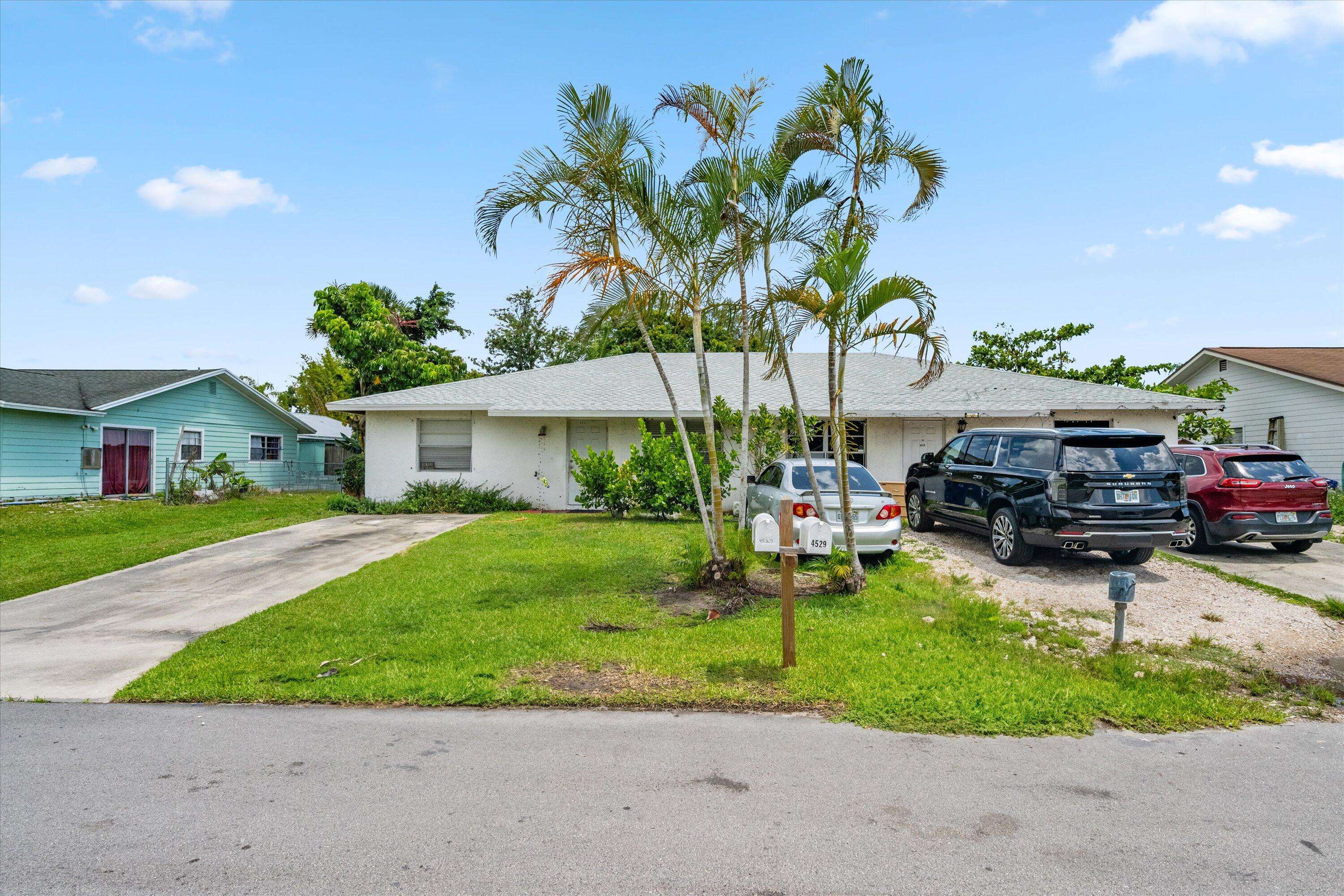 Stuart, FL 34997,4527 SE Salvatori RD