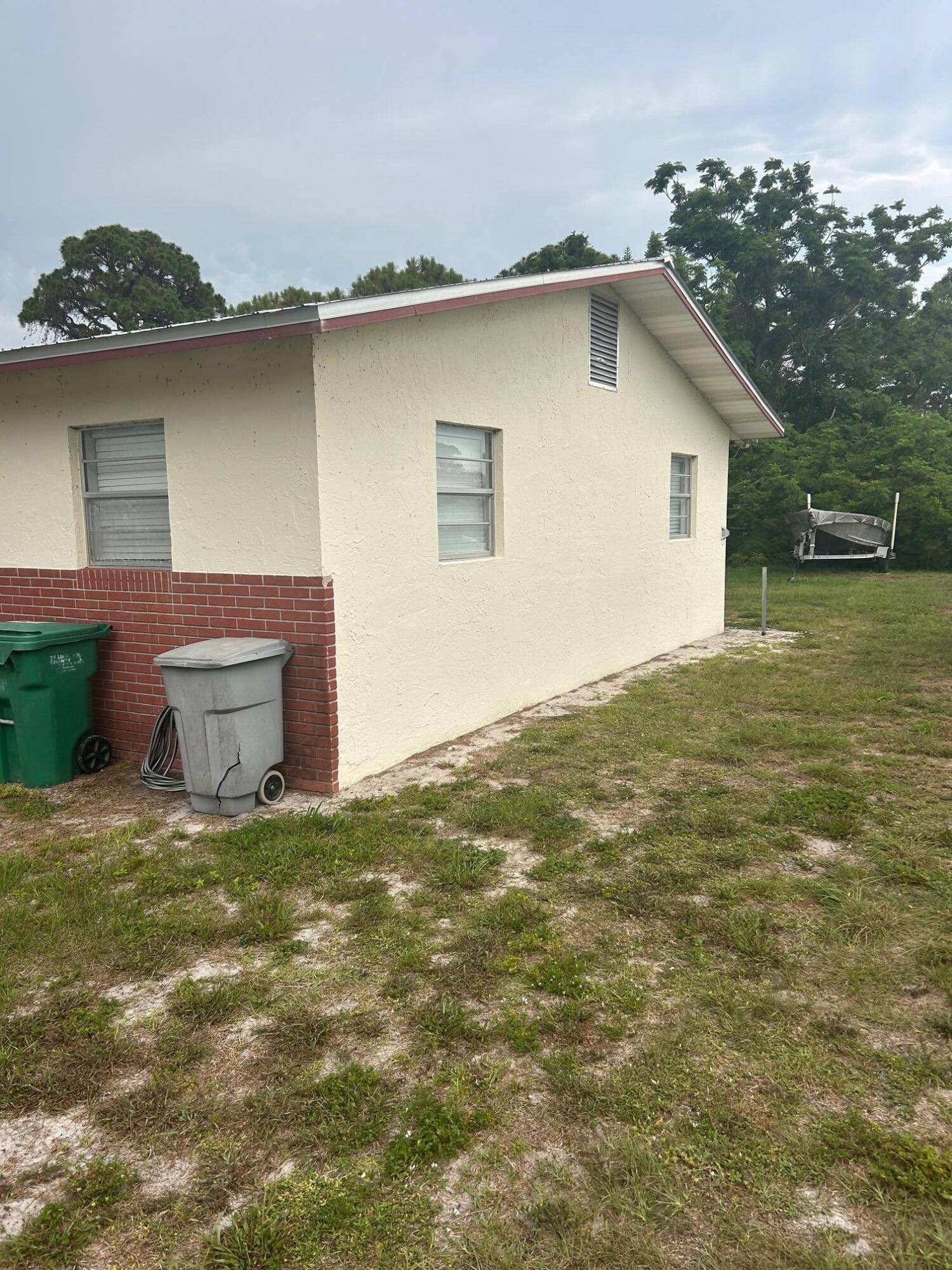 Fort Pierce, FL 34946,2536 Seneca AVE