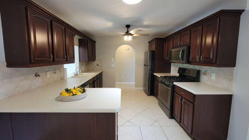 Port Saint Lucie, FL 34952,2442 SE Grand DR