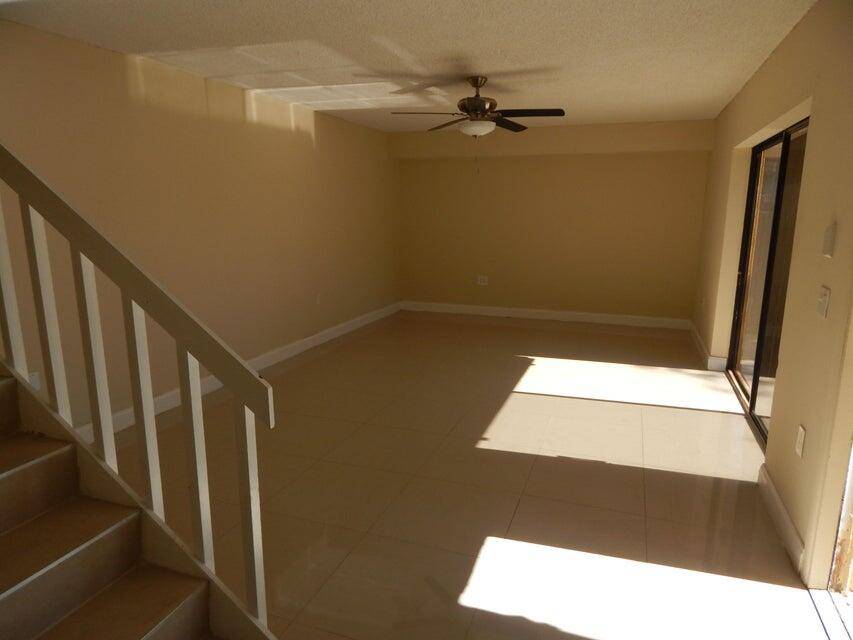 West Palm Beach, FL 33407,3721 37th WAY