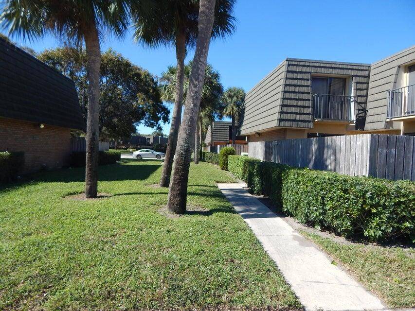 West Palm Beach, FL 33407,3721 37th WAY