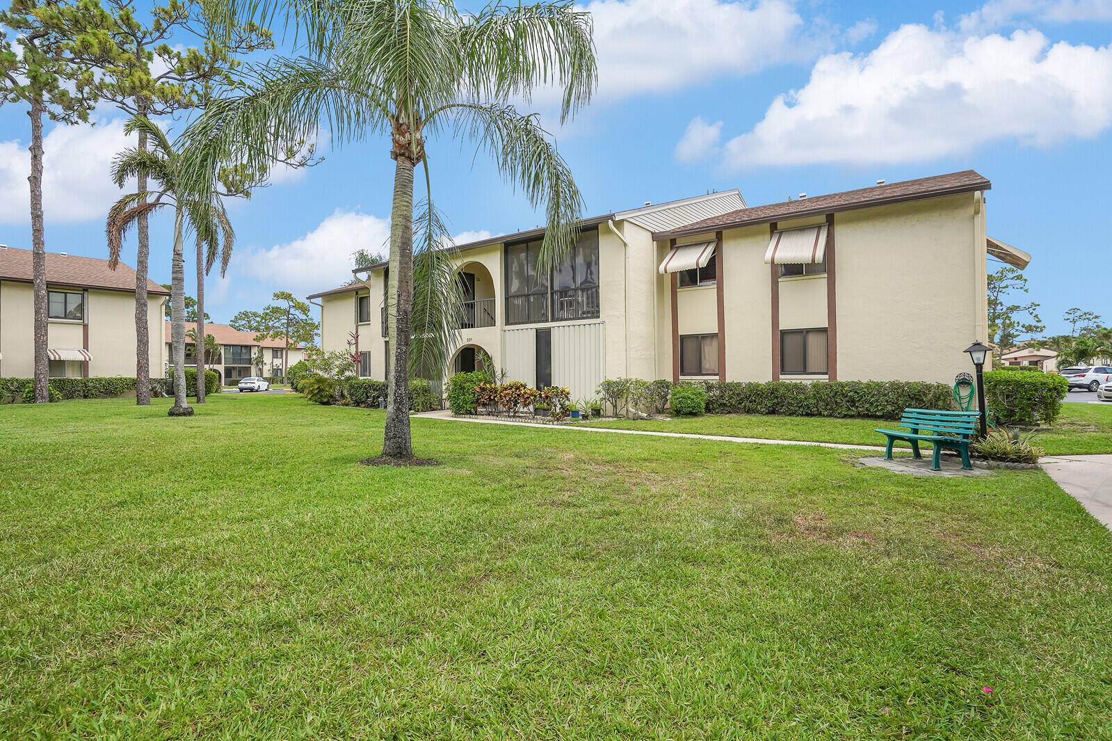 Greenacres, FL 33463,331 Knotty Pine CIR C-1