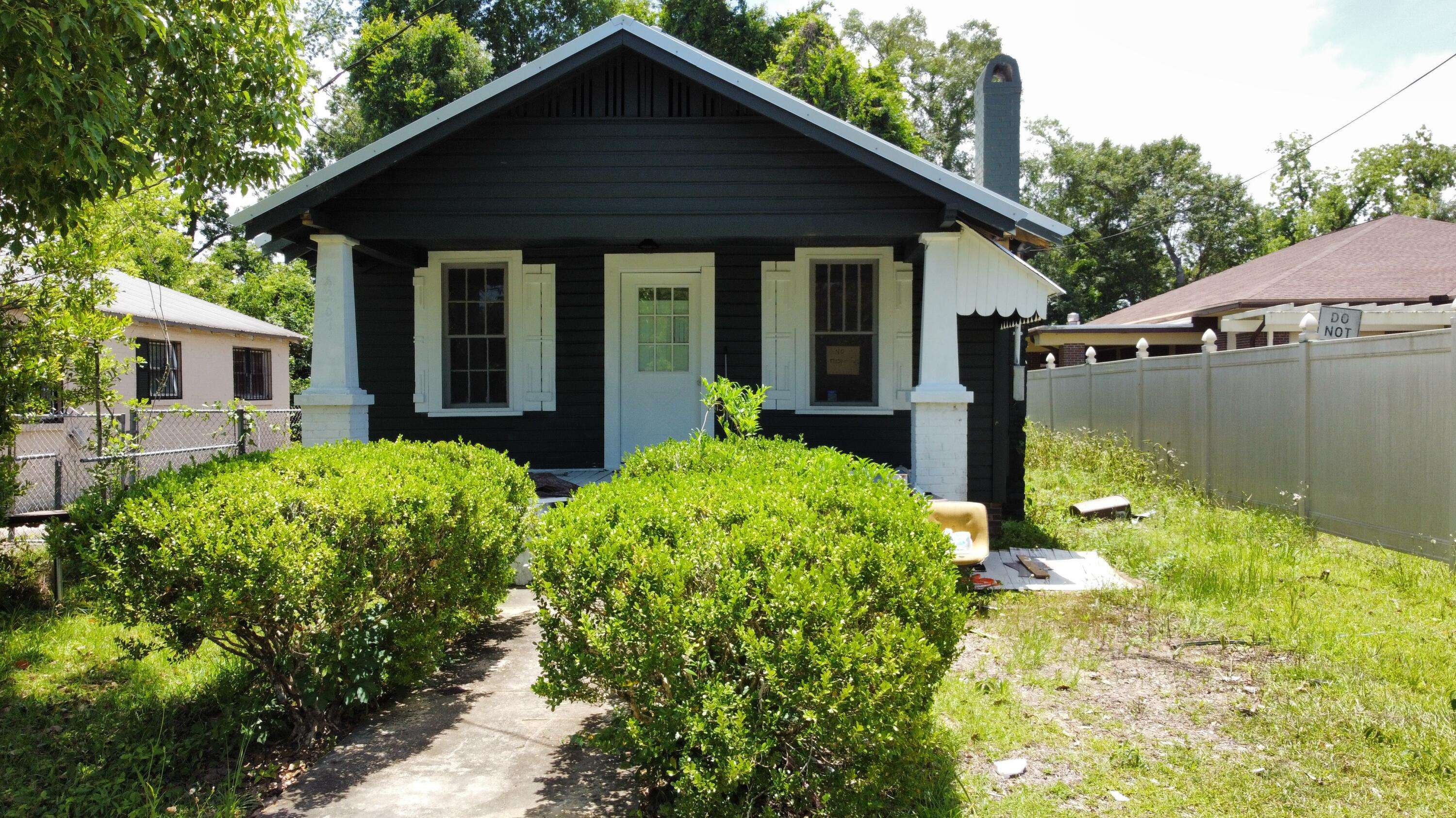 Marianna, FL 32448,4267 St Andrews ST