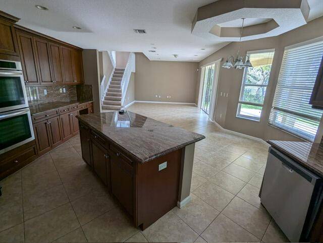 Wellington, FL 33414,9015 Alexandra CIR