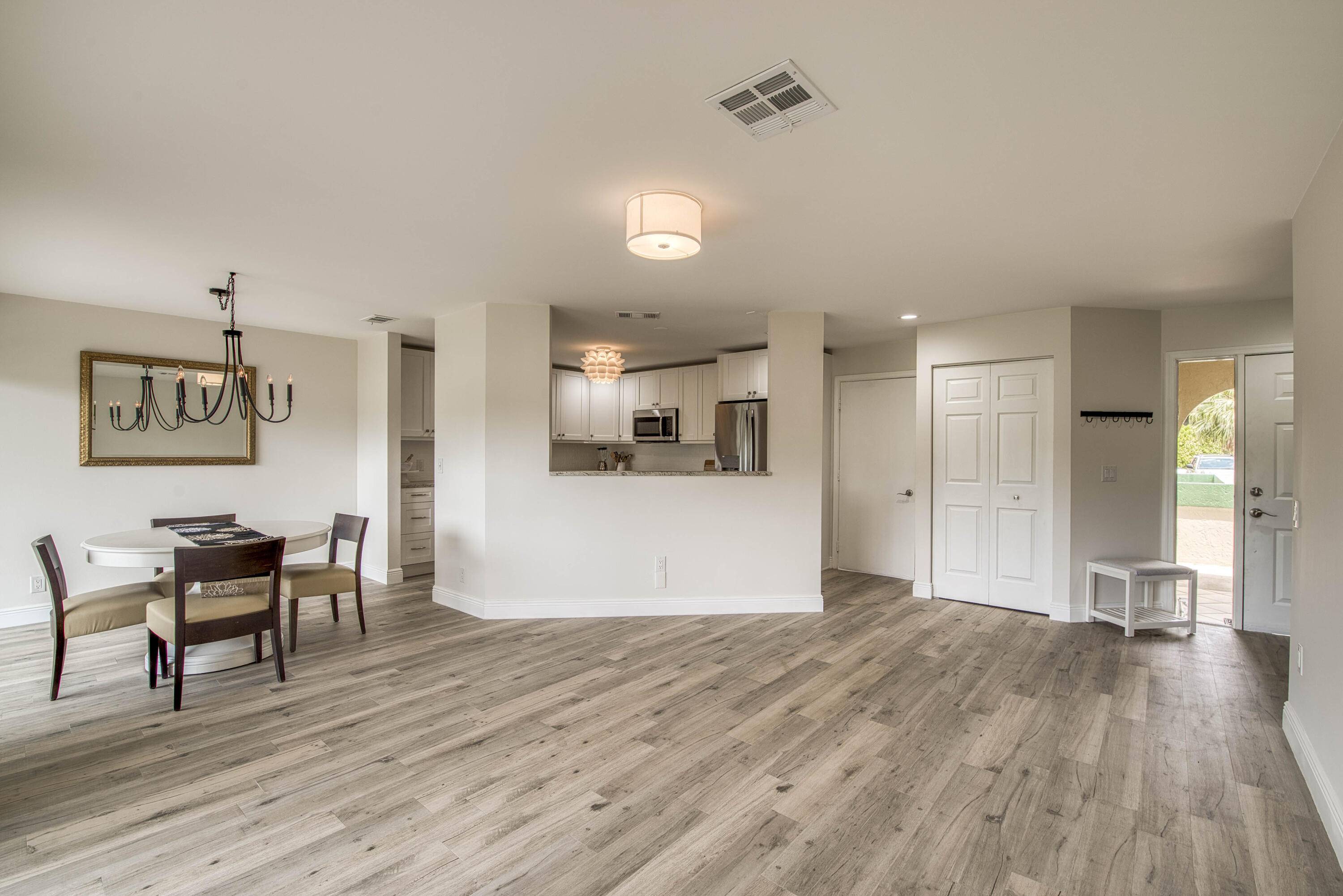 Palm Beach Gardens, FL 33418,6 E Lexington LN C