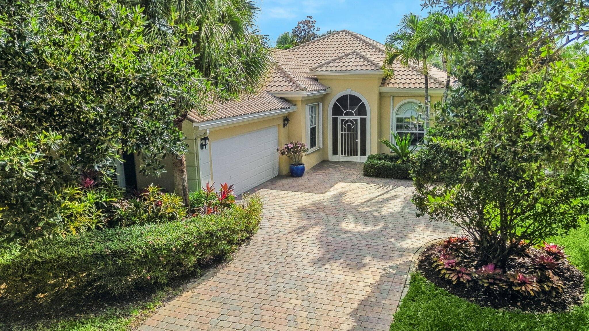 Palm Beach Gardens, FL 33418,5129 Magnolia Bay CIR