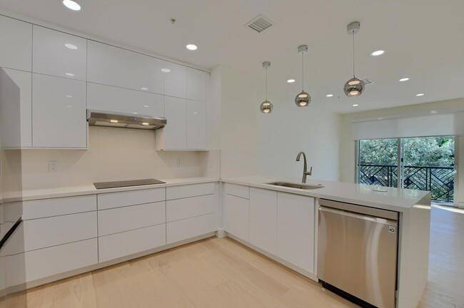 Delray Beach, FL 33444,23 NW 4th AVE