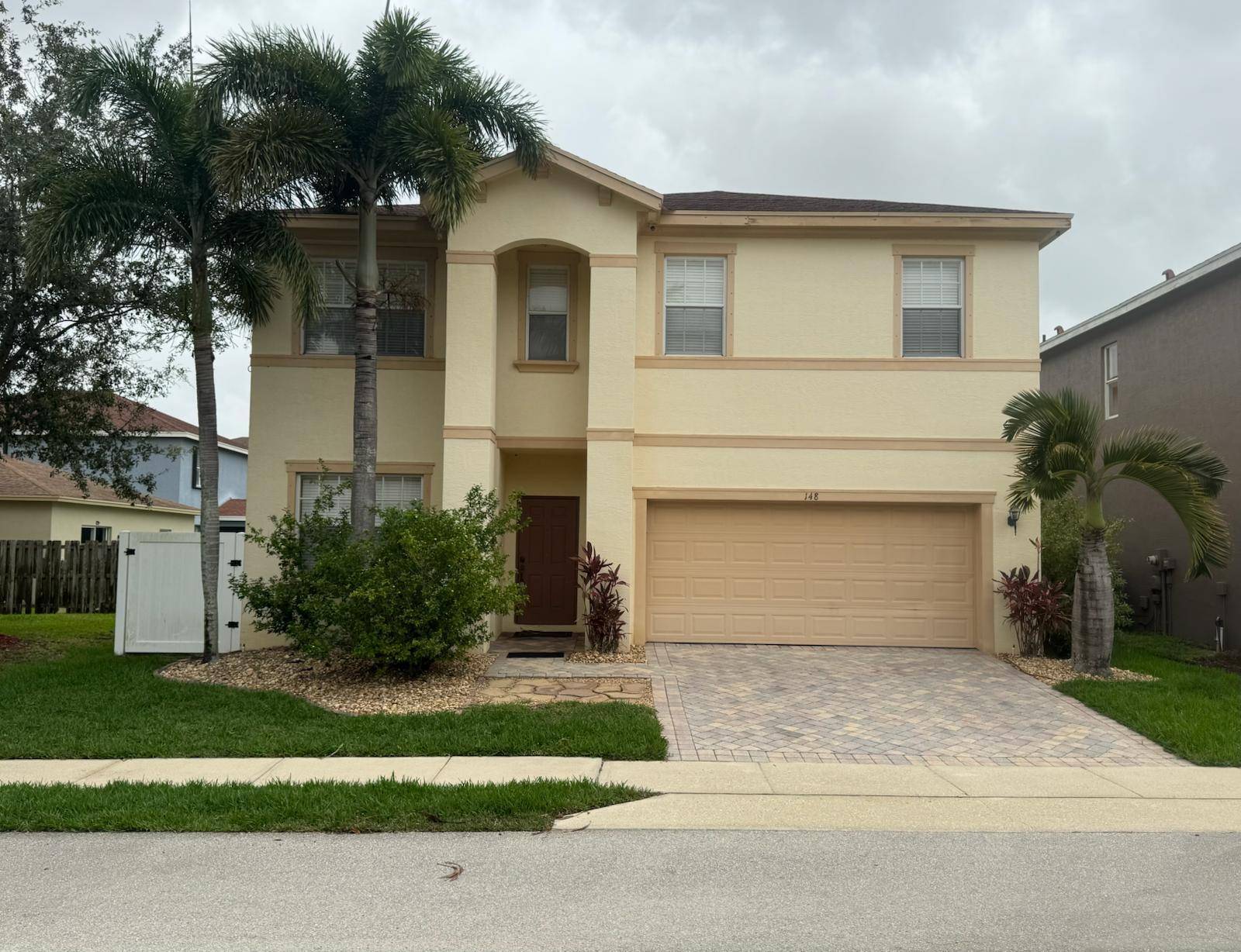 Fort Pierce, FL 34945,148 Blue Grotto DR