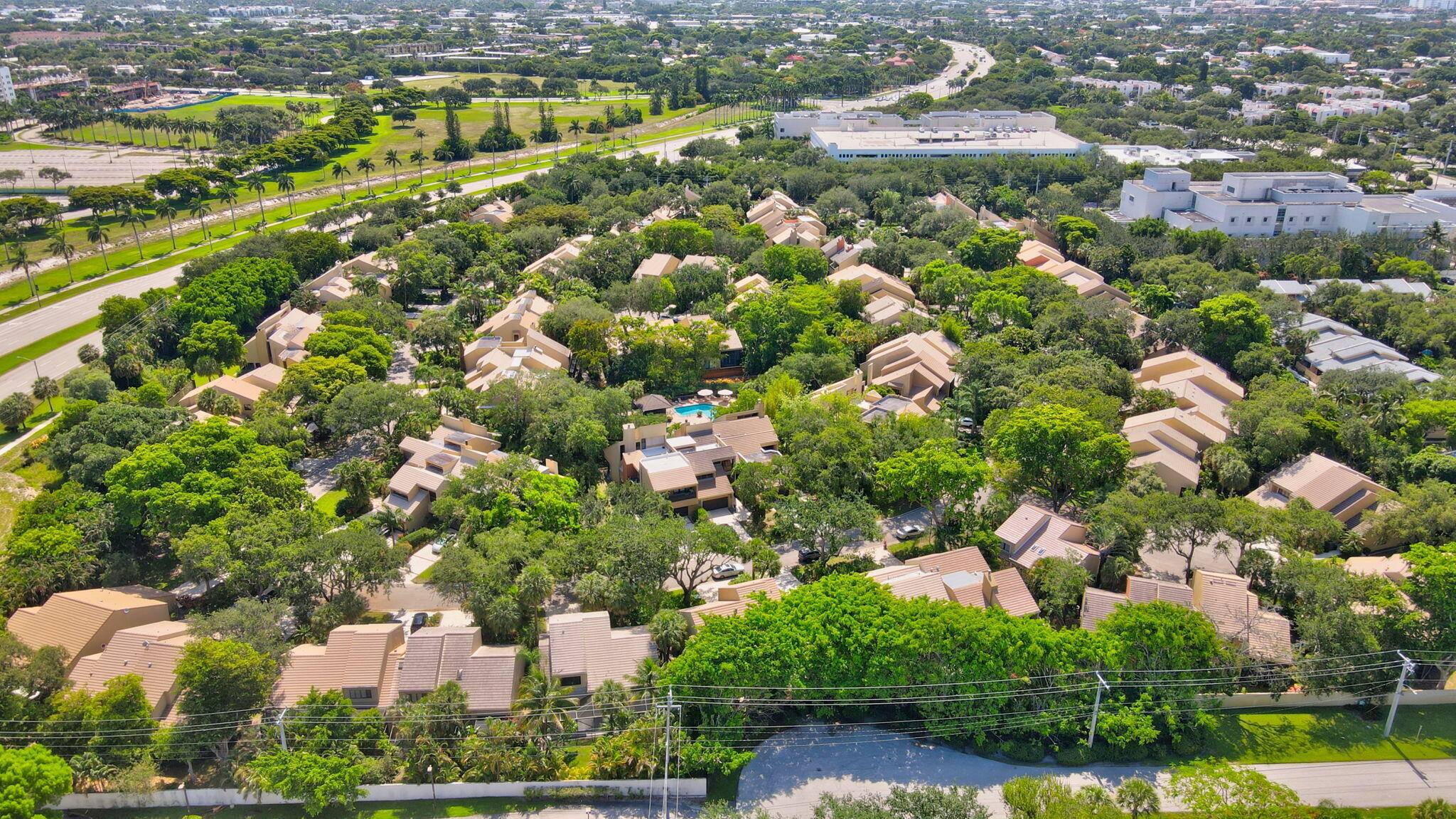 Boca Raton, FL 33486,753 Saint Albans DR