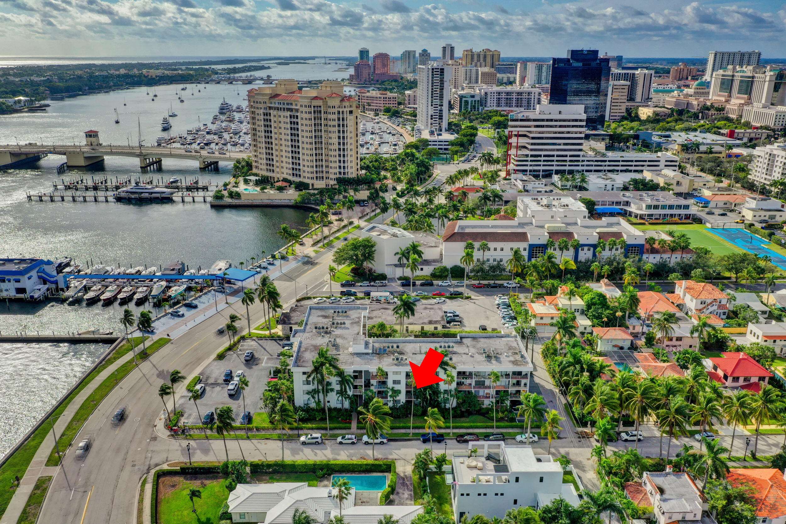 West Palm Beach, FL 33401,917 N Flagler 206 DR 206