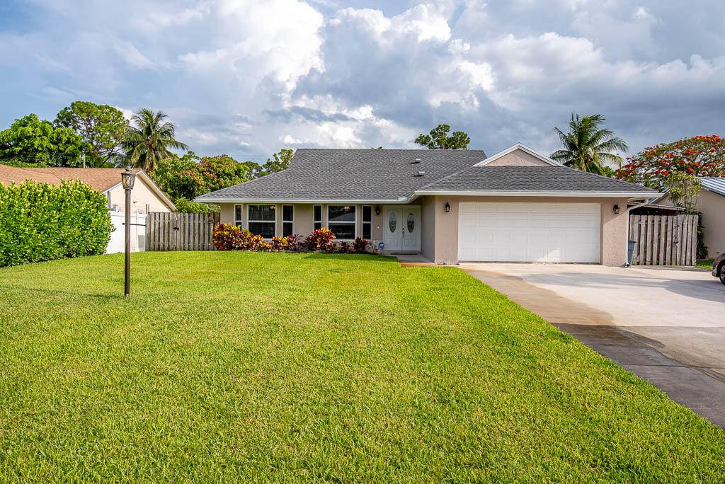 Delray Beach, FL 33484,5290 Pine Tree DR