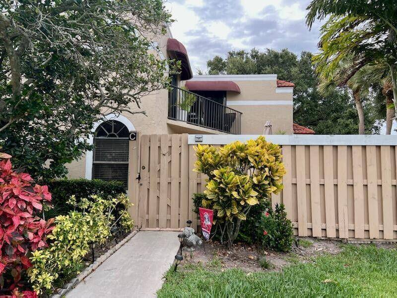 Delray Beach, FL 33445,4175 Village DR C